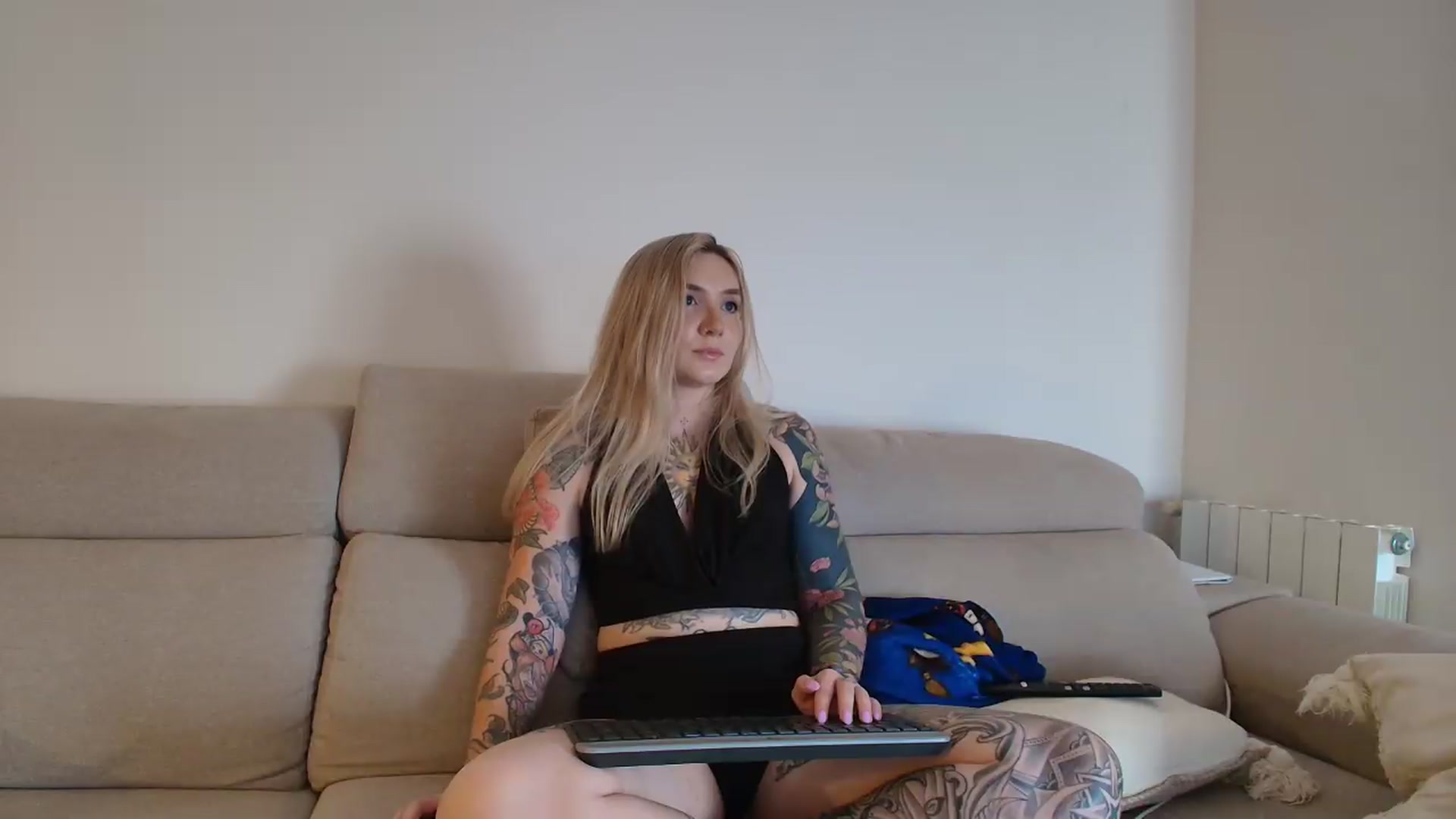 Gallery image thumbnail from Tattoo_bbgirl's myfreecams stream on, 08/28/2026, 21:04 image 9 of 20