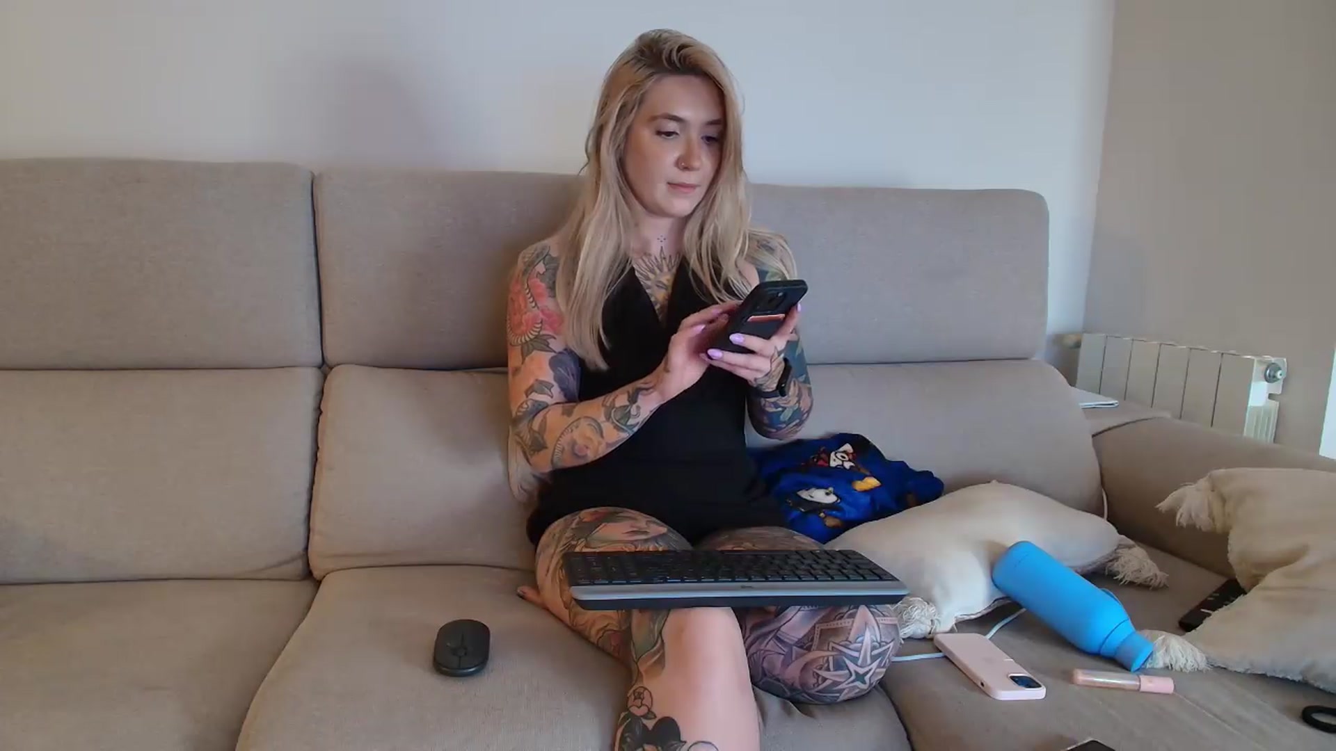 Gallery image thumbnail from Tattoo_bbgirl's myfreecams stream on, 08/28/2026, 22:45 image 9 of 20