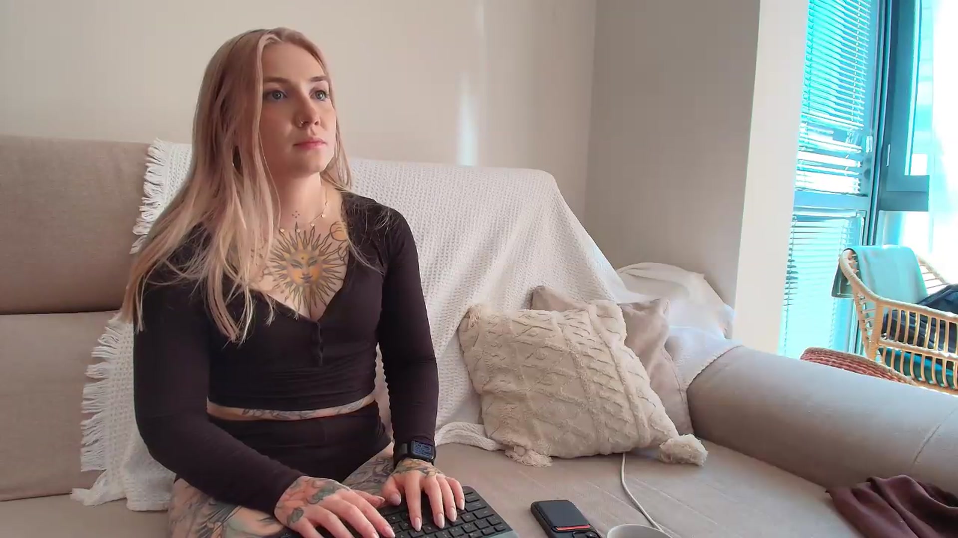 Gallery image thumbnail from Tattoo_bbgirl's myfreecams stream on, 09/12/2026, 16:00 image 2 of 20