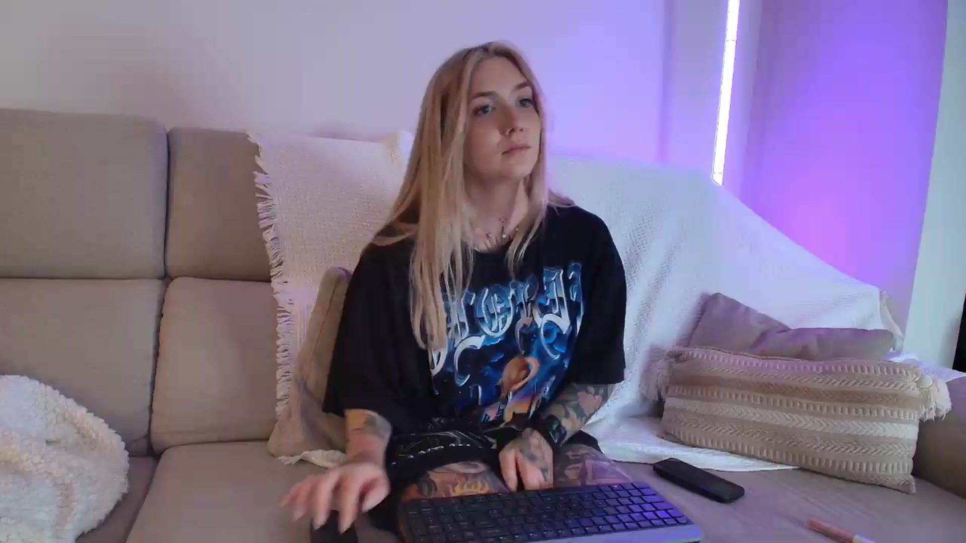 Gallery image thumbnail from Tattoo_bbgirl's myfreecams stream on, 09/23/2026, 20:00 image 20 of 20