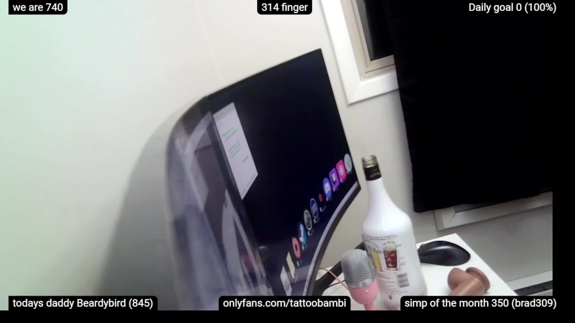 Gallery image thumbnail from Tattoobambi's myfreecams stream on, 12/02/2022, 06:33 image 6 of 20