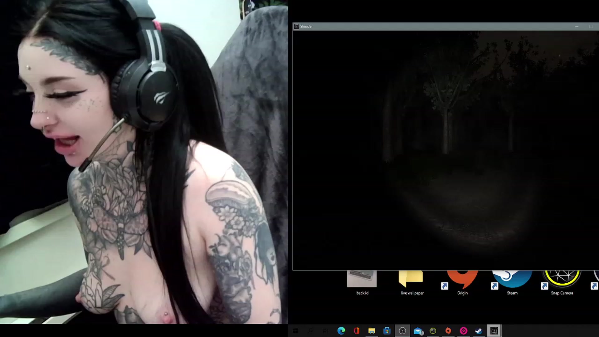 Gallery image thumbnail from Tattoobambi's myfreecams stream on, 12/18/2022, 04:48 image 12 of 20