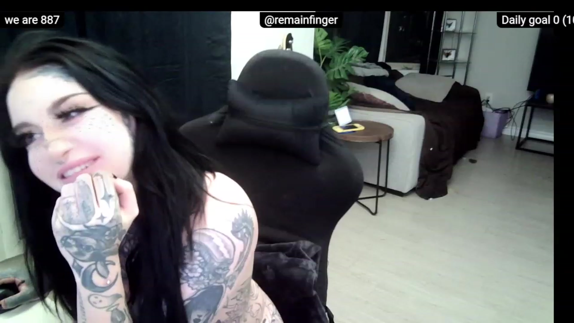 Gallery image thumbnail from Tattoobambi's myfreecams stream on, 12/27/2022, 02:56 image 8 of 20