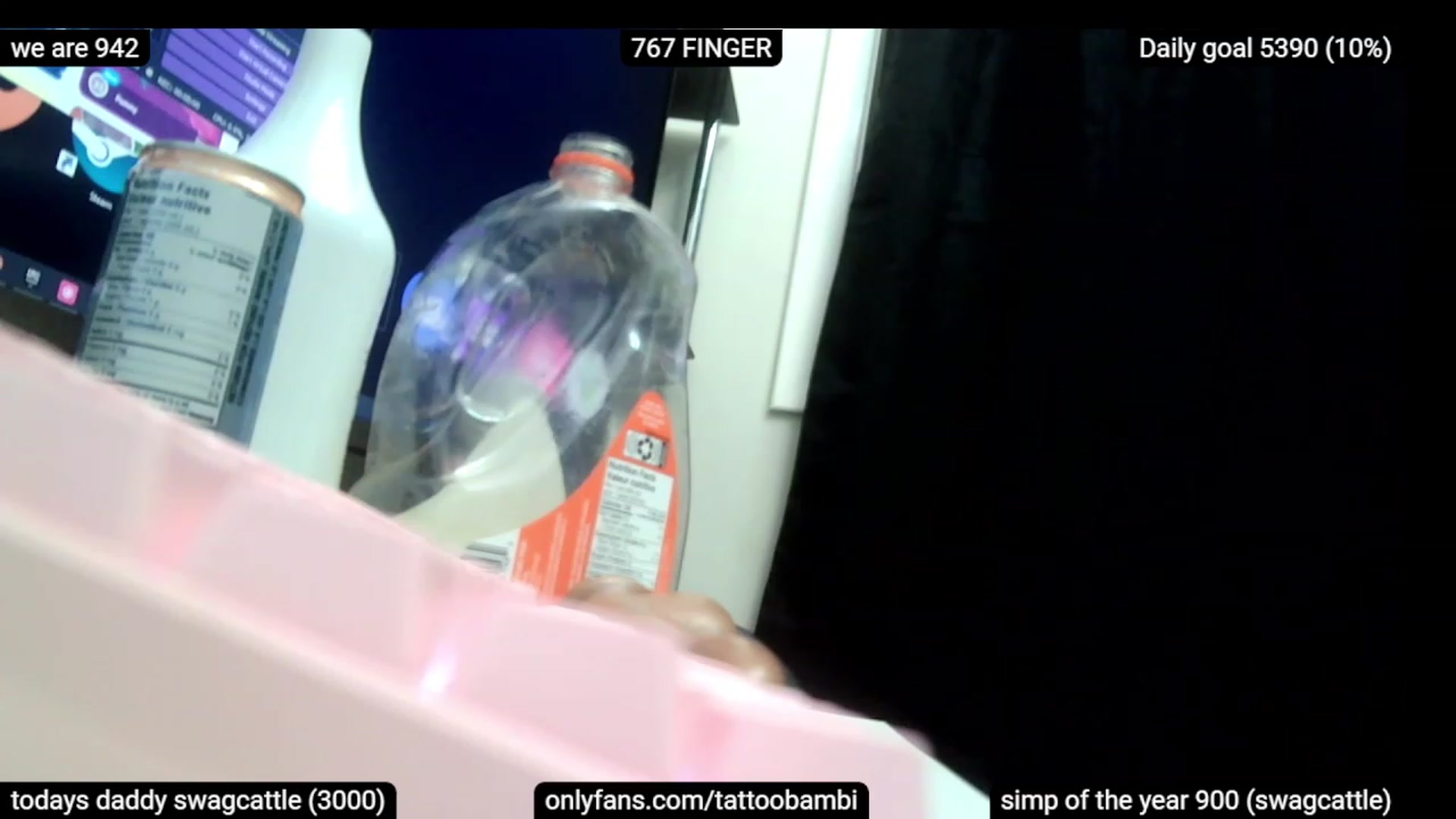 Gallery image thumbnail from Tattoobambi's myfreecams stream on, 01/03/2023, 02:30 image 15 of 20