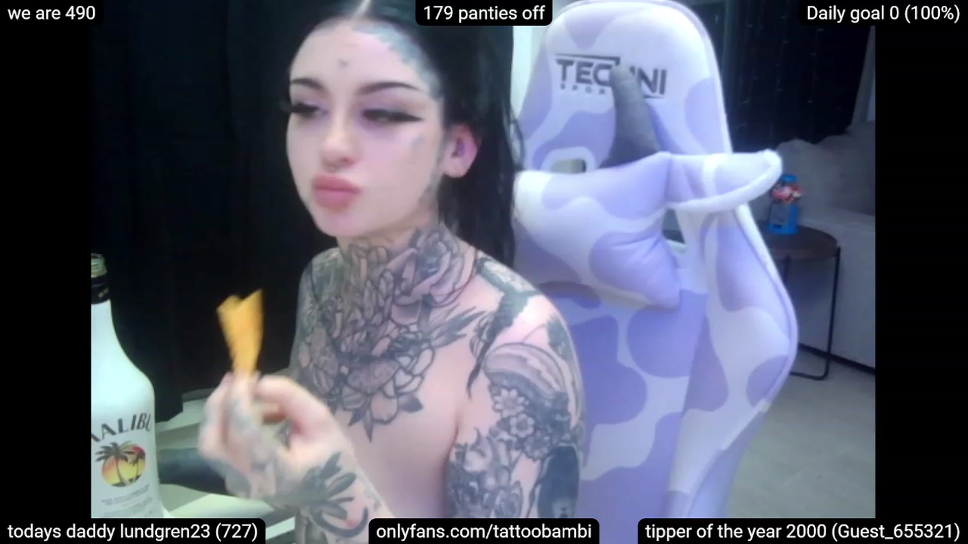 Gallery image thumbnail from Tattoobambi's myfreecams stream on, 03/22/2023, 06:22 image 4 of 20