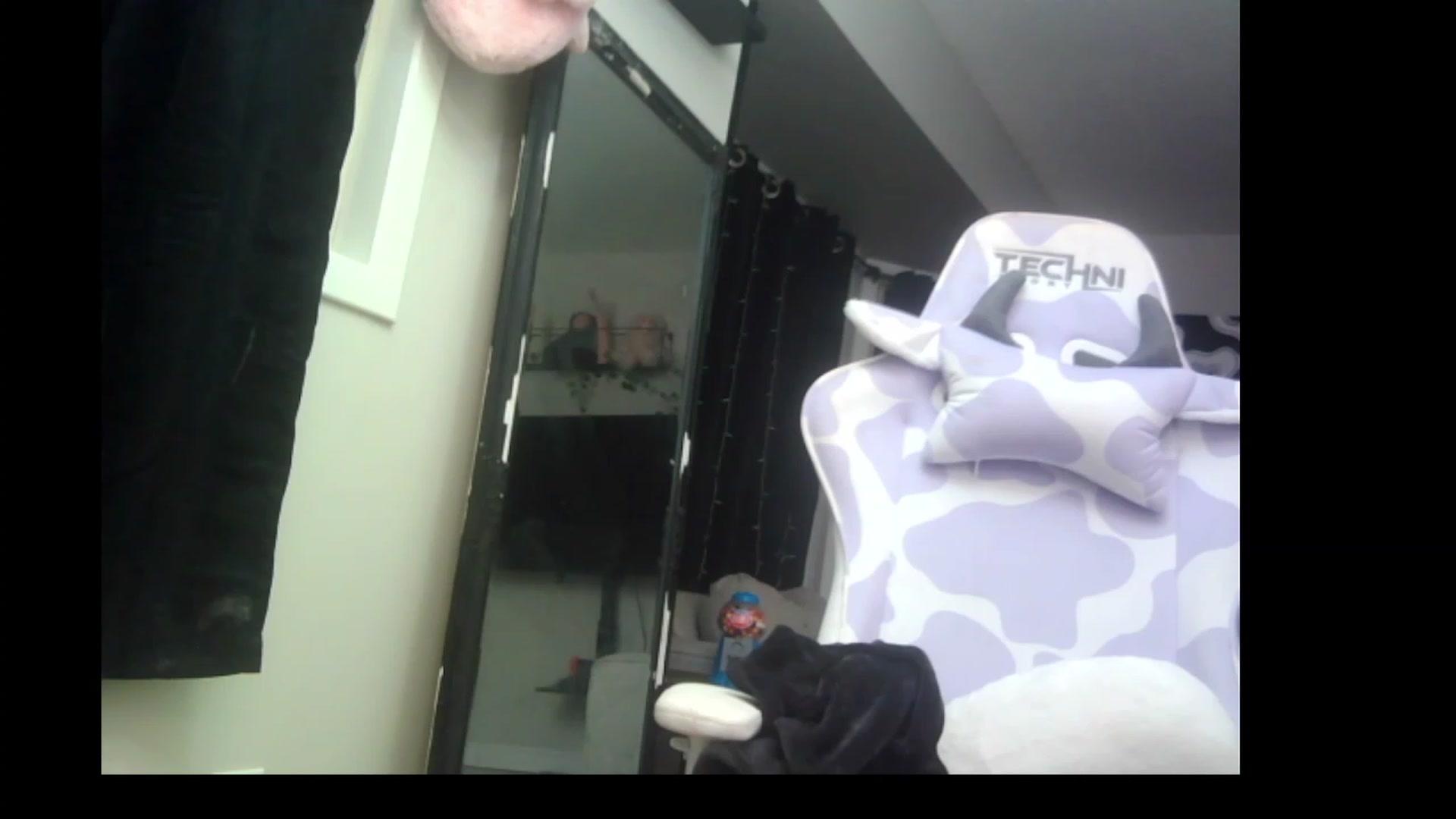 Gallery image thumbnail from Tattoobambi's myfreecams stream on, 03/24/2023, 04:27 image 5 of 20