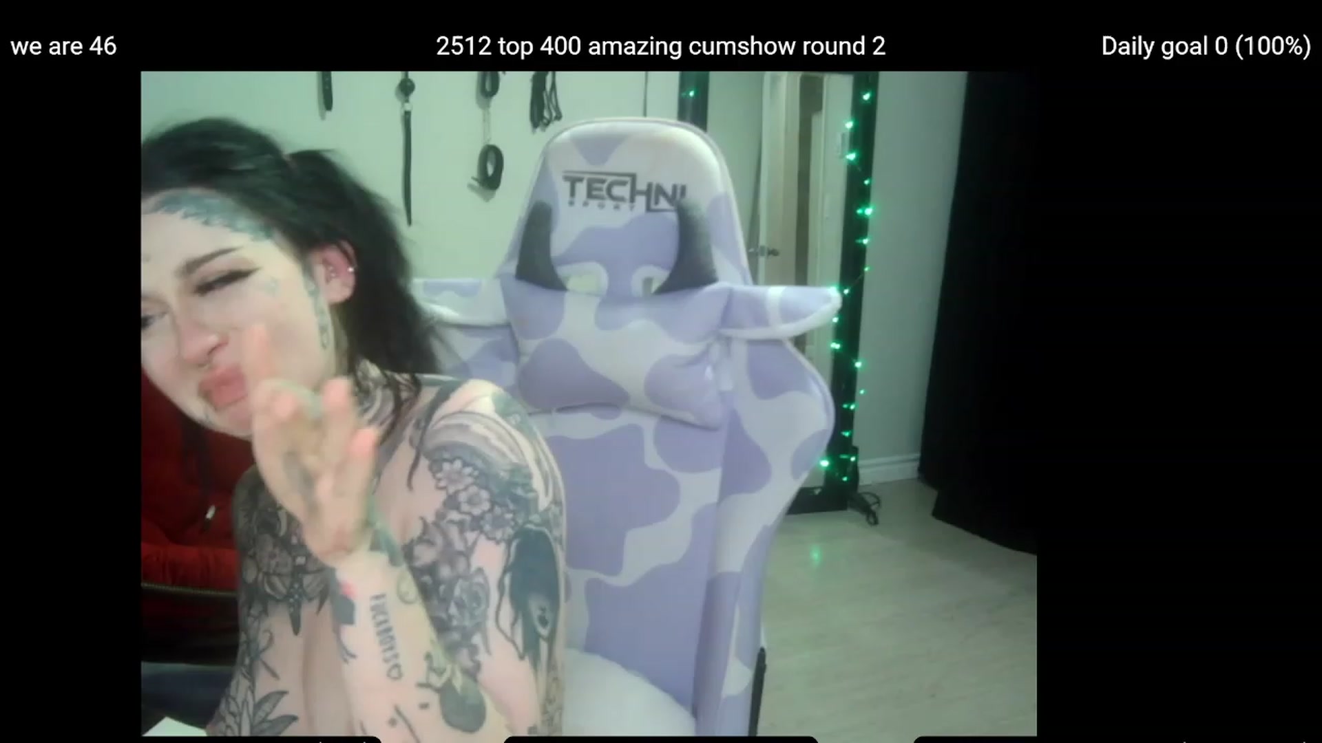 Gallery image thumbnail from Tattoobambi's myfreecams stream on, 04/01/2023, 07:55 image 8 of 20