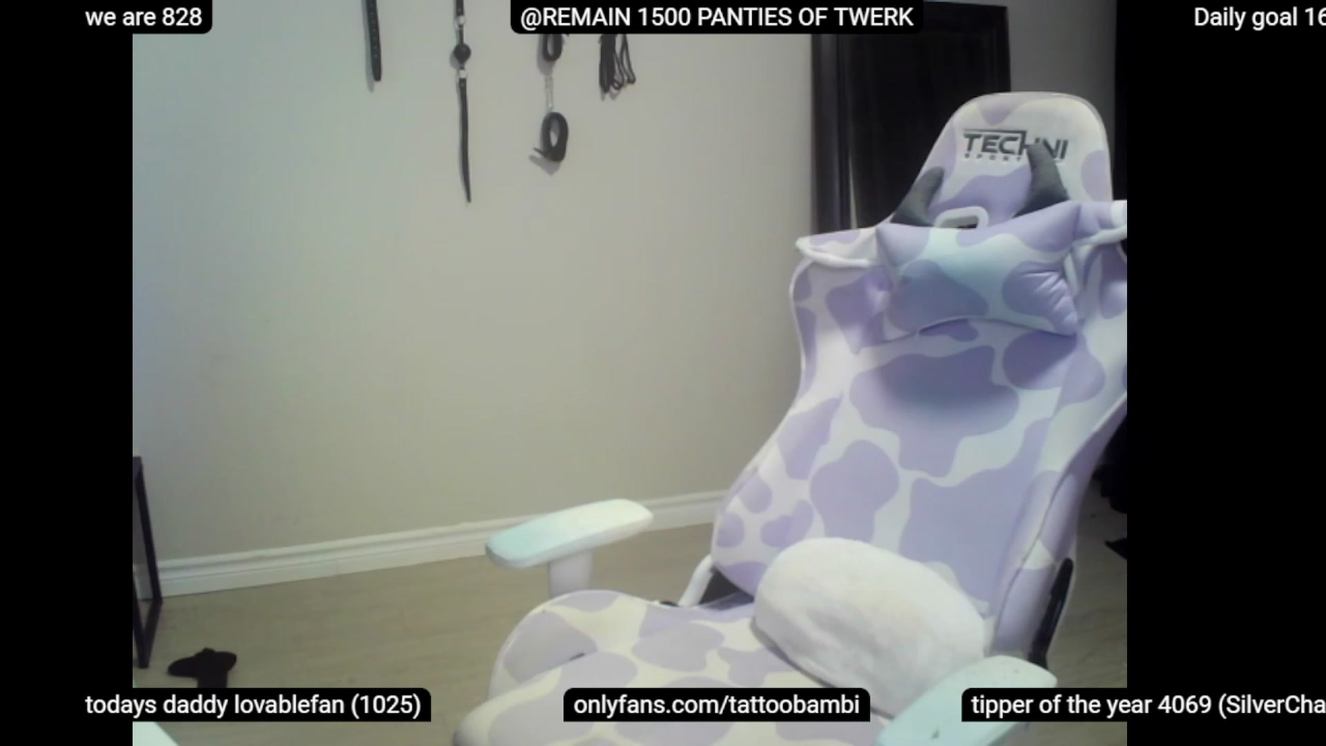 Gallery image thumbnail from Tattoobambi's myfreecams stream on, 05/23/2023, 24:45 image 16 of 20