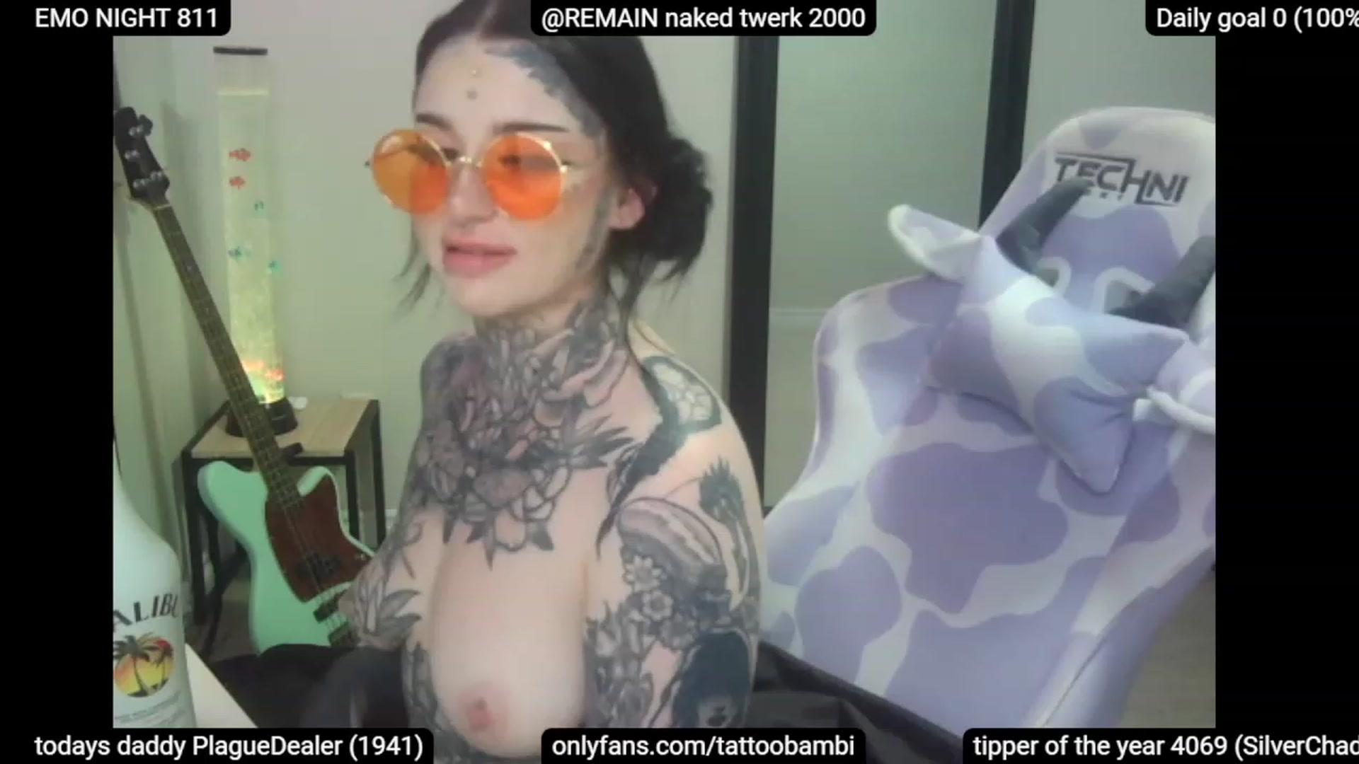 Gallery image thumbnail from Tattoobambi's myfreecams stream on, 06/02/2023, 04:41 image 3 of 20