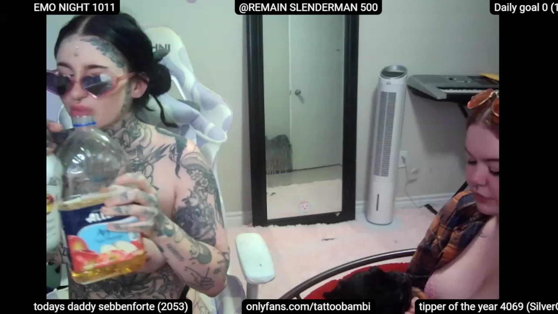 Gallery image thumbnail from Tattoobambi's myfreecams stream on, 06/10/2023, 07:11 image 2 of 20