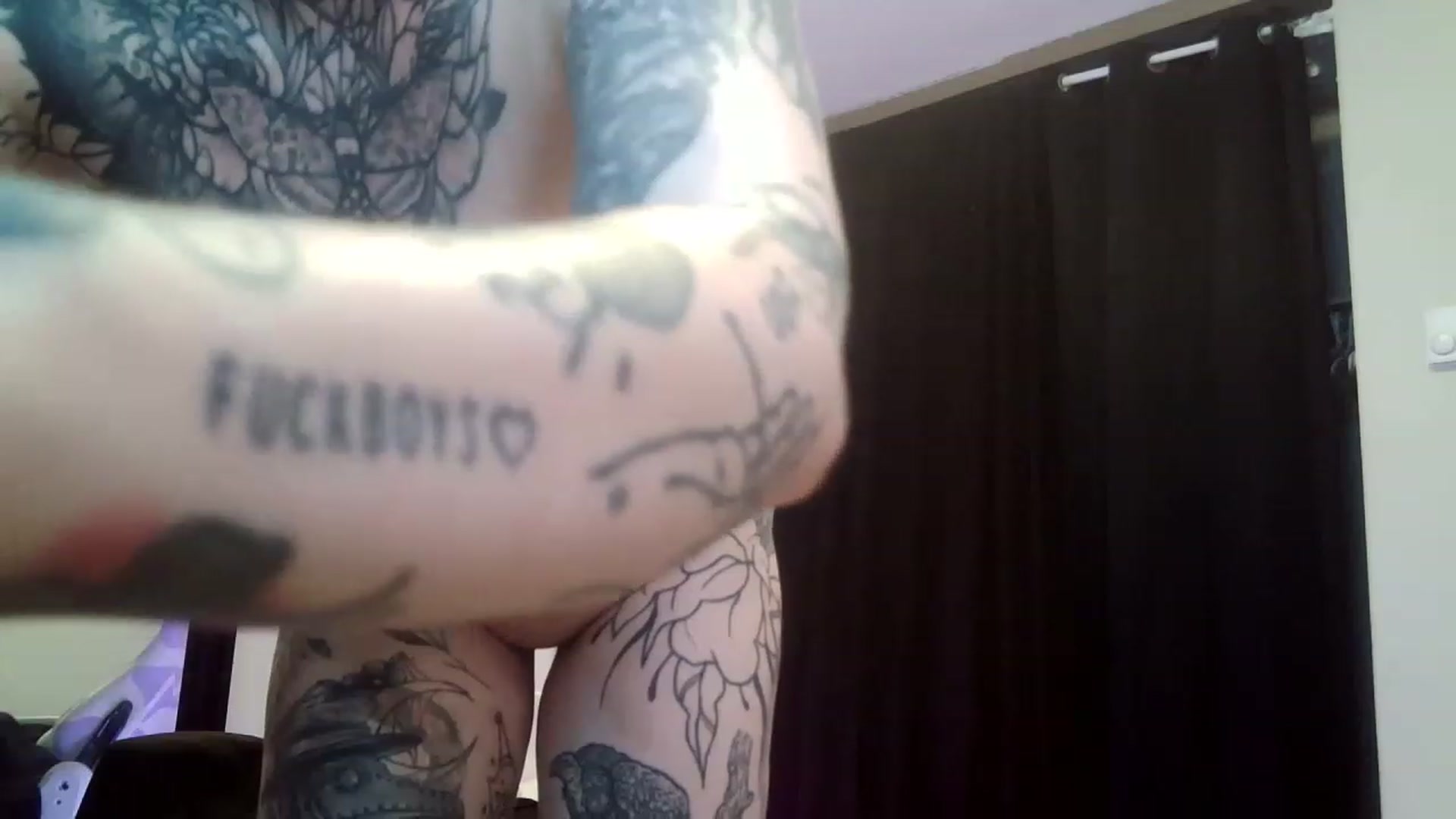 Gallery image thumbnail from Tattoobambi's myfreecams stream on, 07/24/2023, 05:06 image 2 of 20