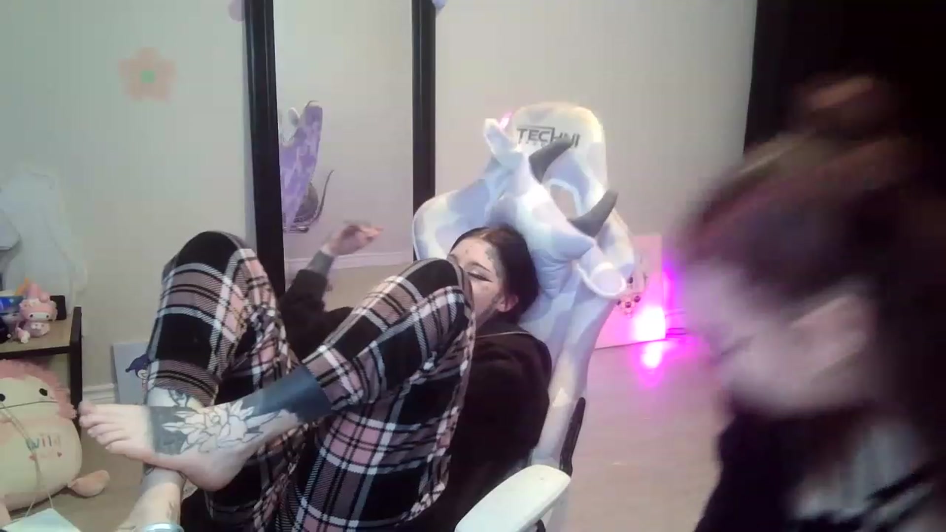 Gallery image thumbnail from Tattoobambi's myfreecams stream on, 07/24/2023, 06:44 image 4 of 20
