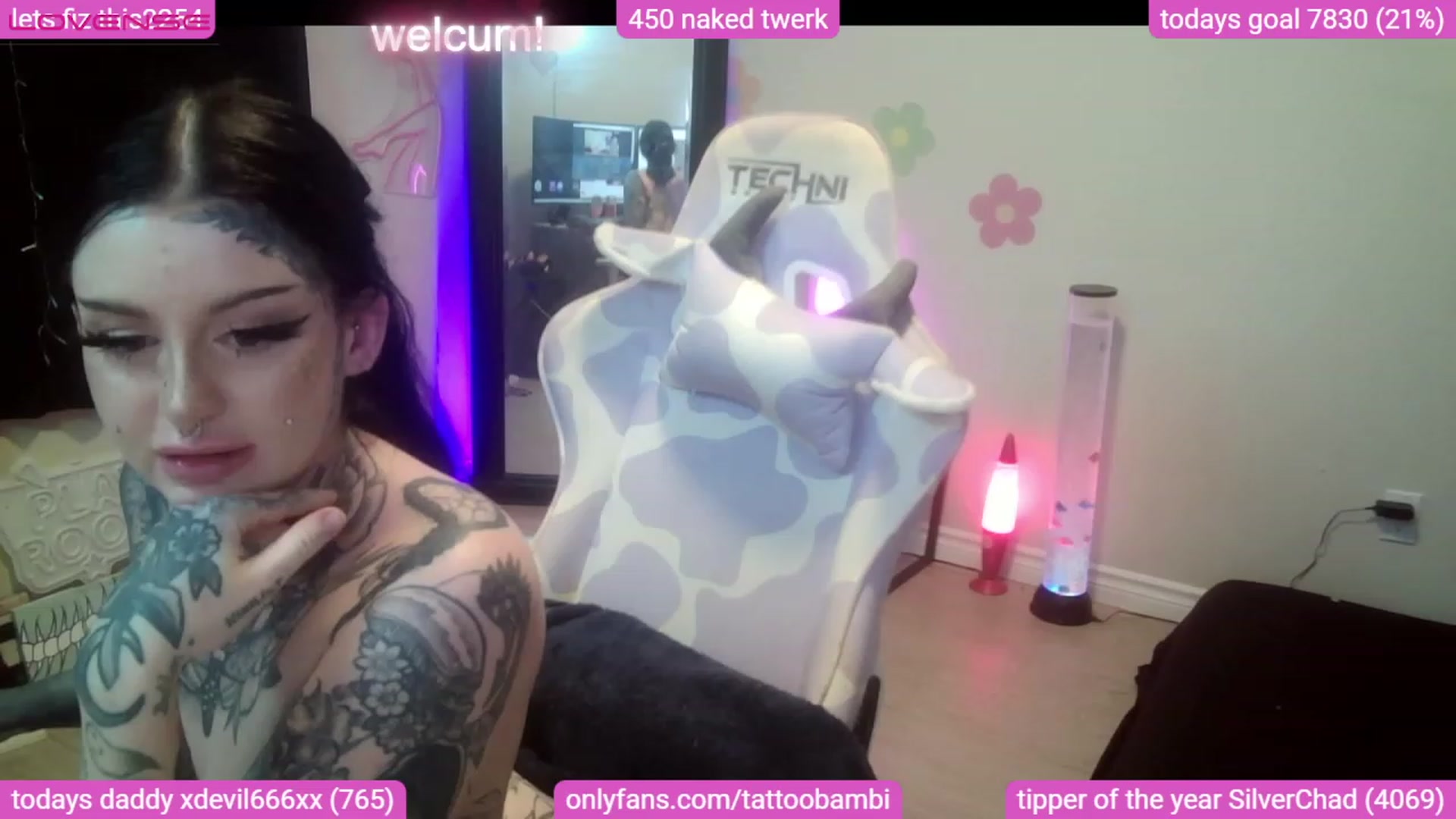 Gallery image thumbnail from Tattoobambi's myfreecams stream on, 08/12/2023, 02:41 image 10 of 20