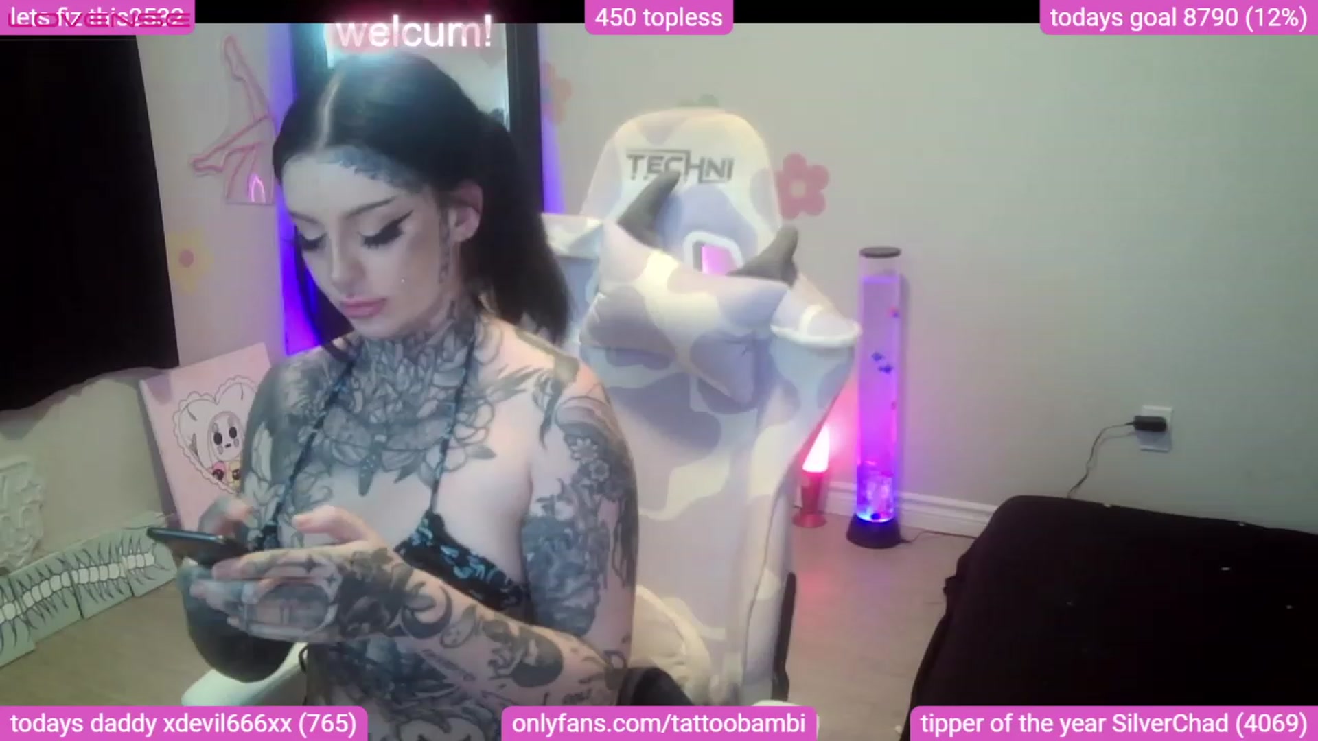 Gallery image thumbnail from Tattoobambi's myfreecams stream on, 08/12/2023, 02:41 image 1 of 20