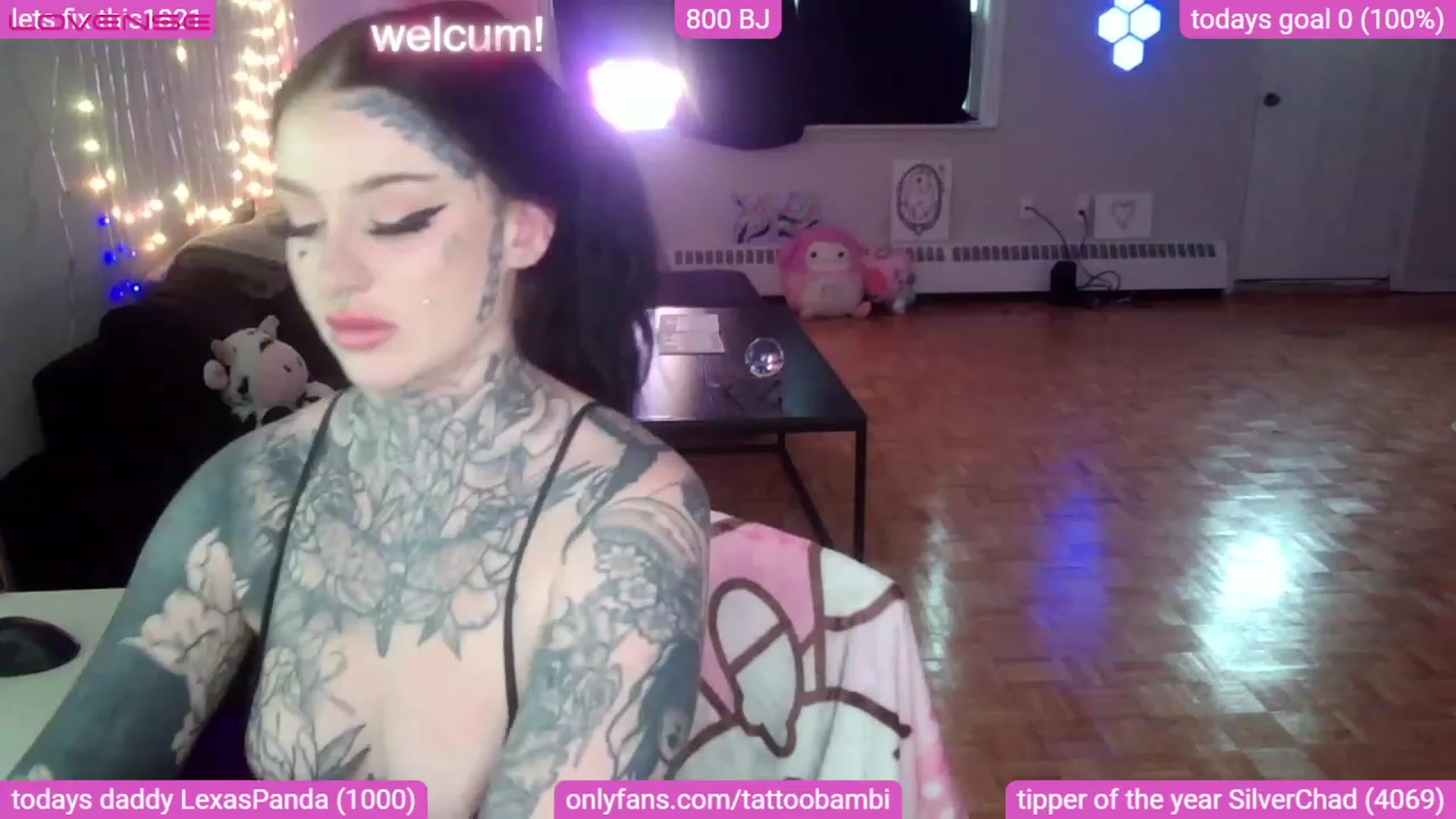 Gallery image thumbnail from Tattoobambi's myfreecams stream on, 08/22/2023, 24:01 image 8 of 20