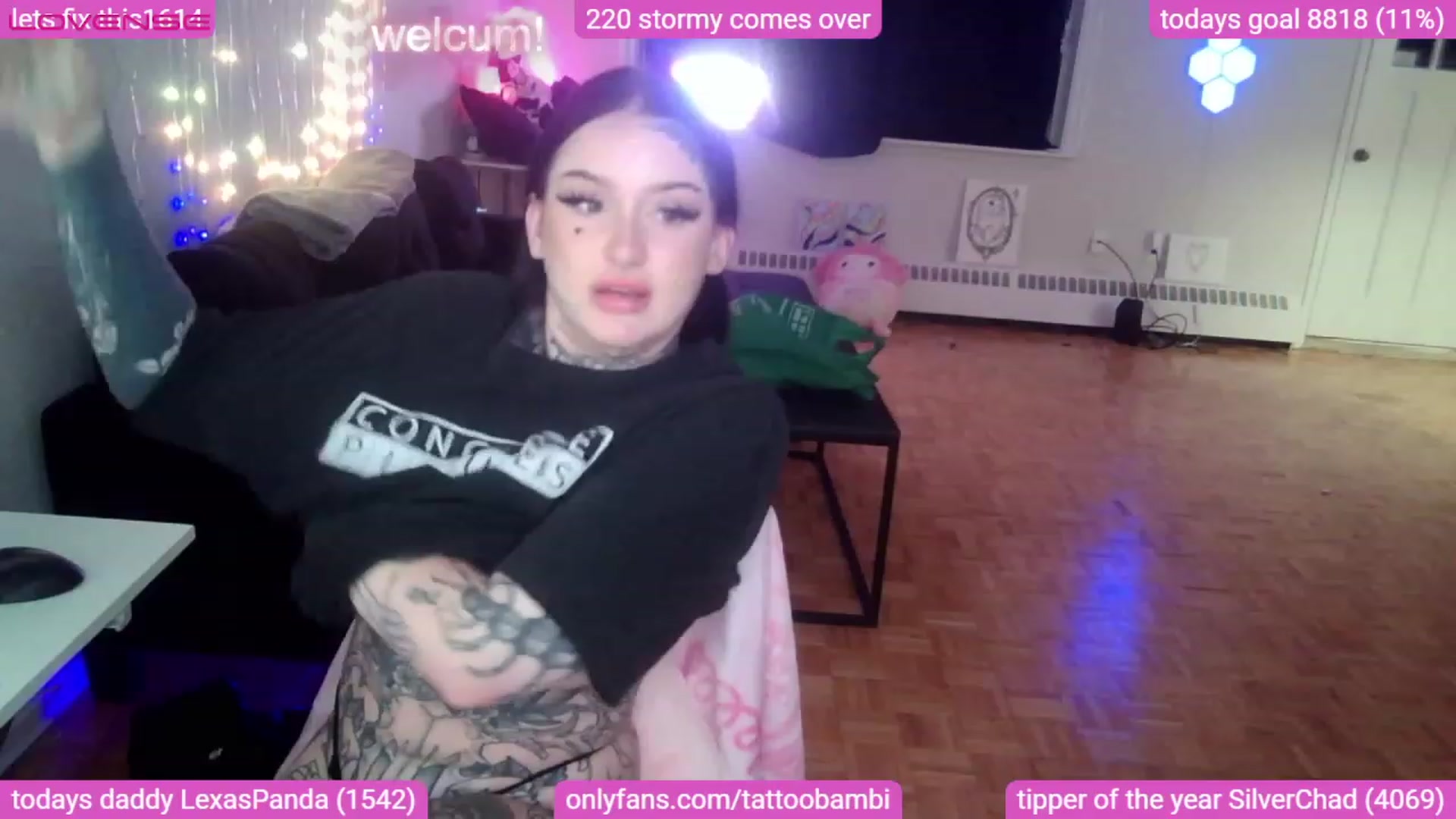 Gallery image thumbnail from Tattoobambi's myfreecams stream on, 08/22/2023, 03:48 image 20 of 20