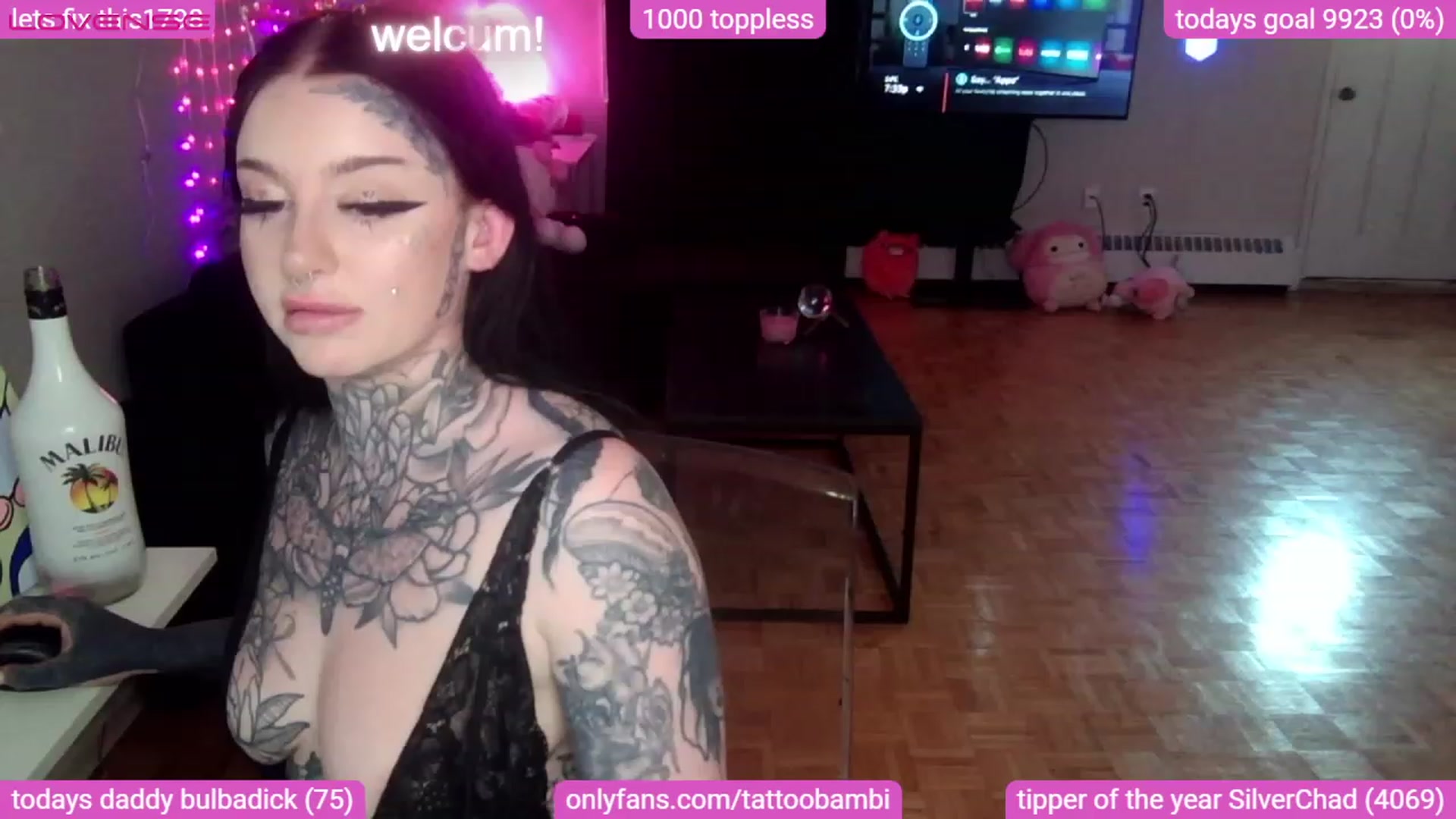 Gallery image thumbnail from Tattoobambi's myfreecams stream on, 08/26/2023, 01:32 image 2 of 20