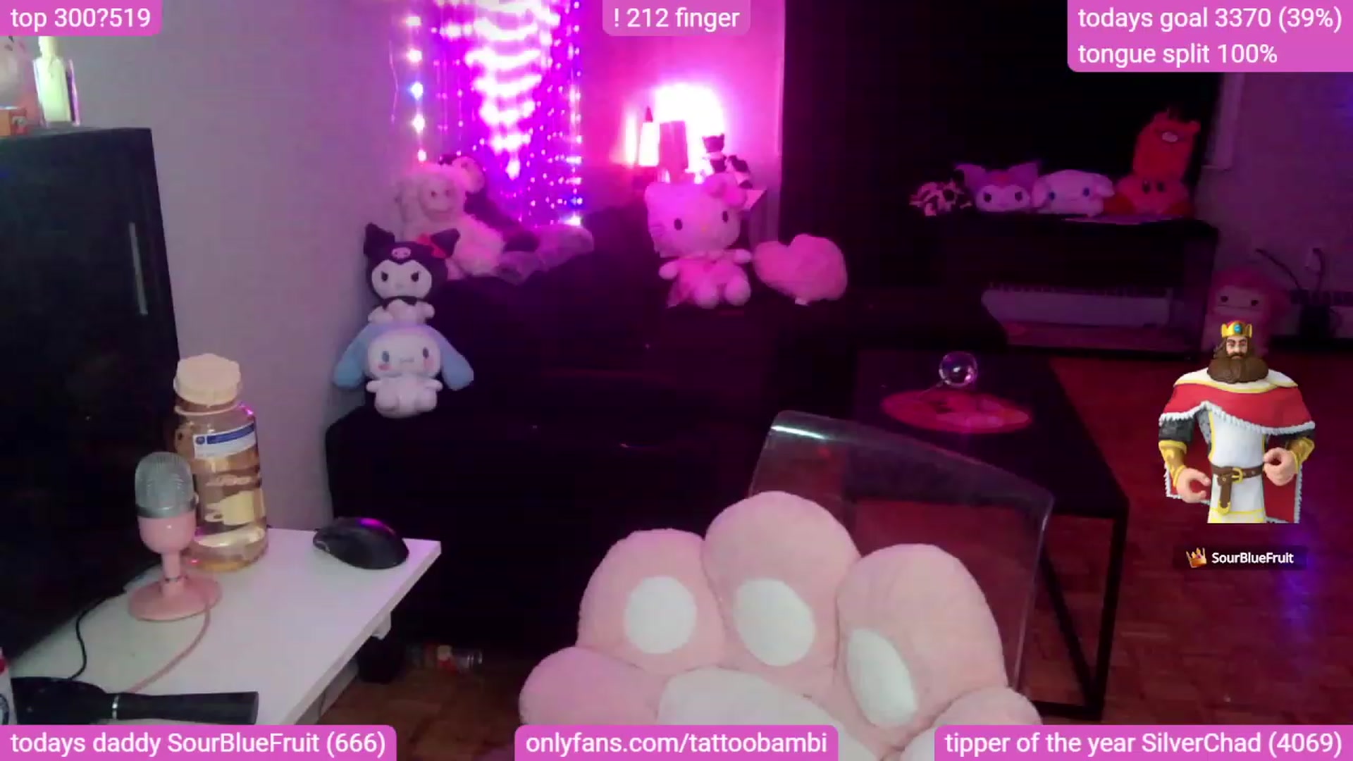 Gallery image thumbnail from Tattoobambi's myfreecams stream on, 09/15/2023, 05:01 image 15 of 20