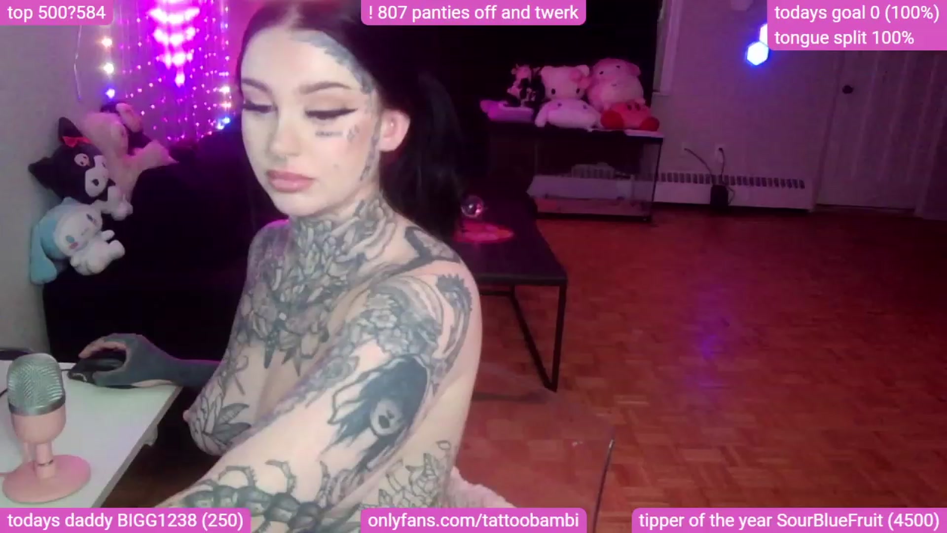 Gallery image thumbnail from Tattoobambi's myfreecams stream on, 09/27/2023, 01:28 image 7 of 20
