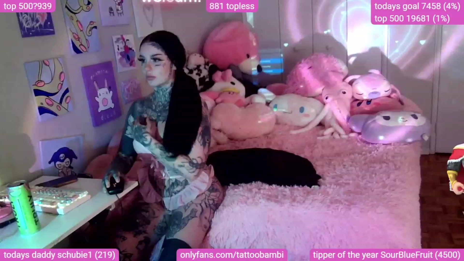 Gallery image thumbnail from Tattoobambi's myfreecams stream on, 11/13/2023, 24:31 image 12 of 20