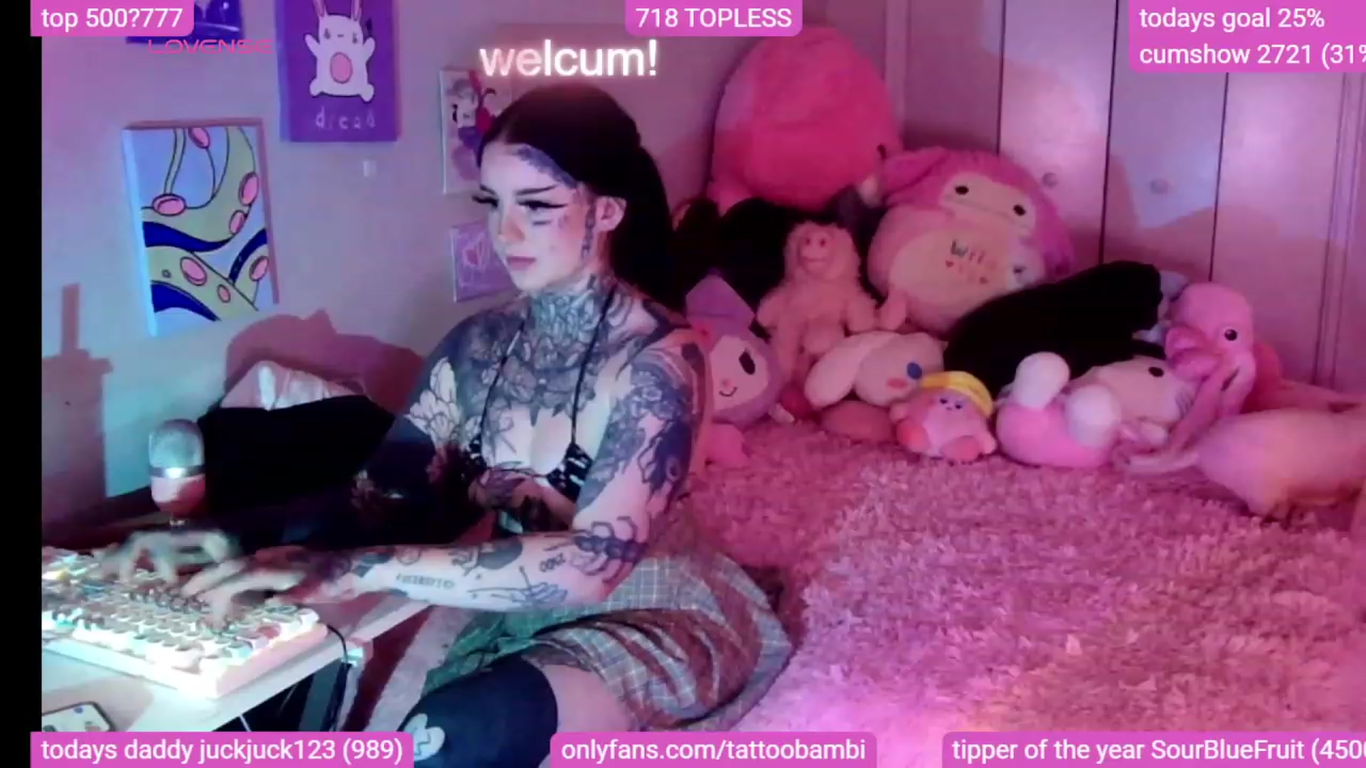 Gallery image thumbnail from Tattoobambi's myfreecams stream on, 11/24/2023, 03:46 image 1 of 20