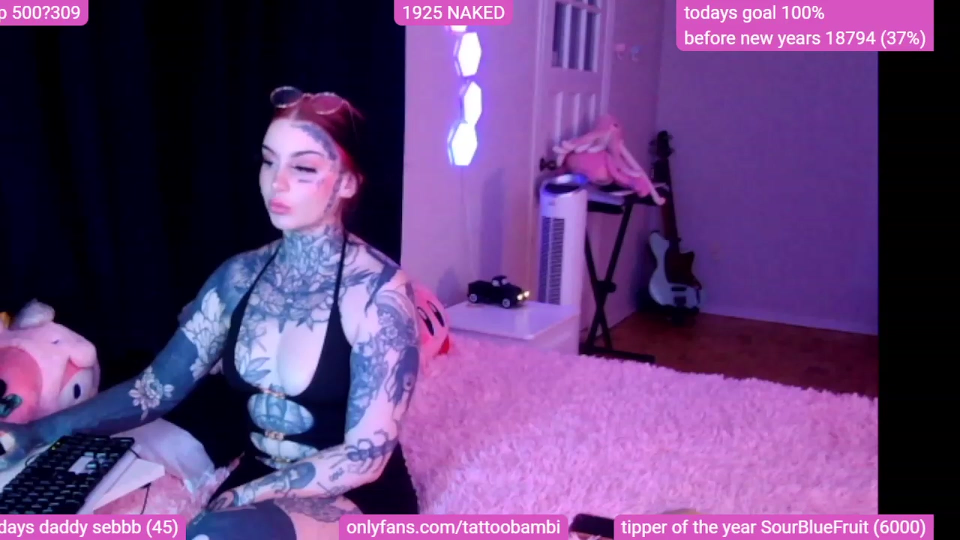 Gallery image thumbnail from Tattoobambi's myfreecams stream on, 12/15/2023, 04:37 image 1 of 20