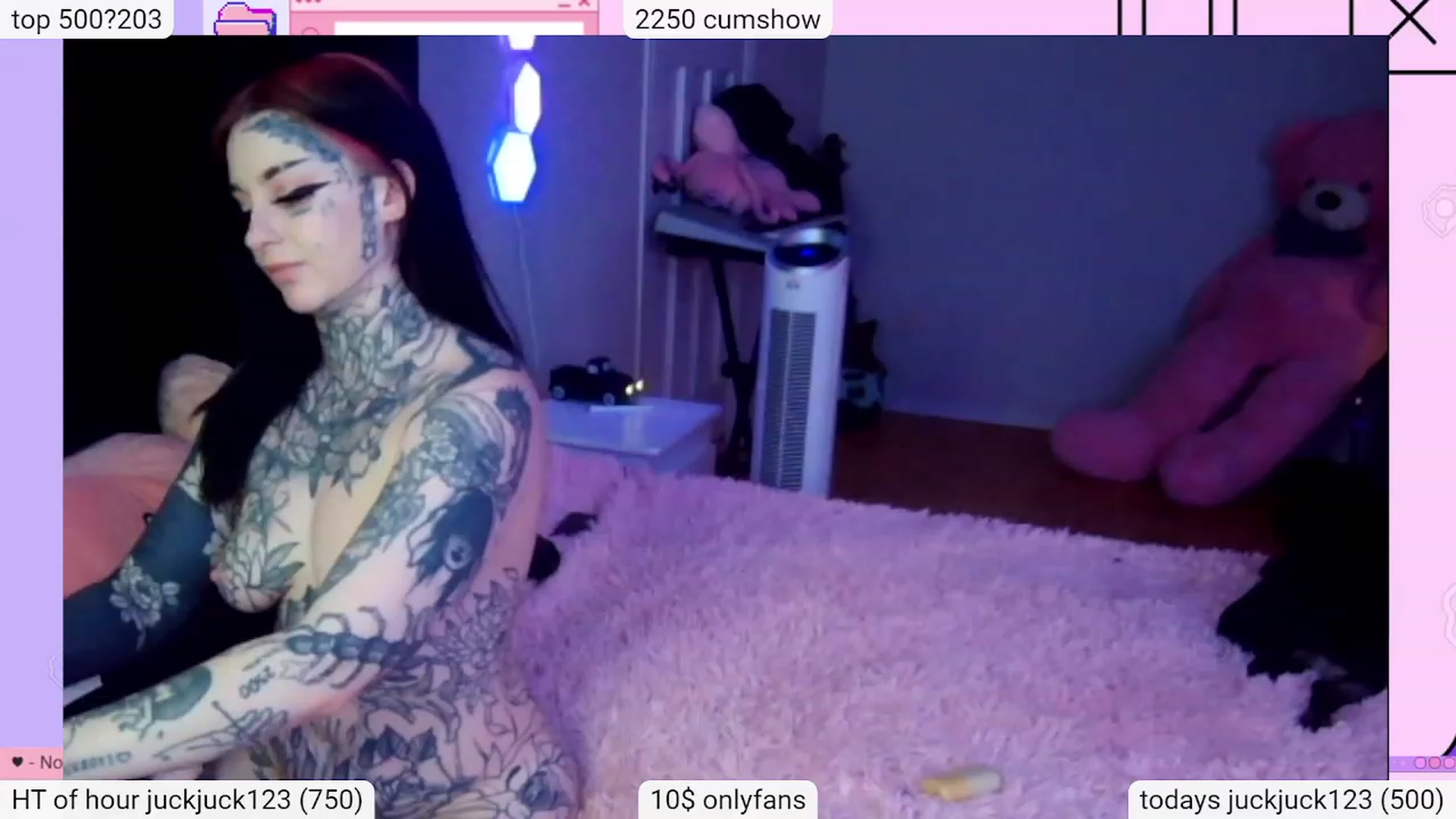 Gallery image thumbnail from Tattoobambi's myfreecams stream on, 12/22/2023, 04:49 image 4 of 20