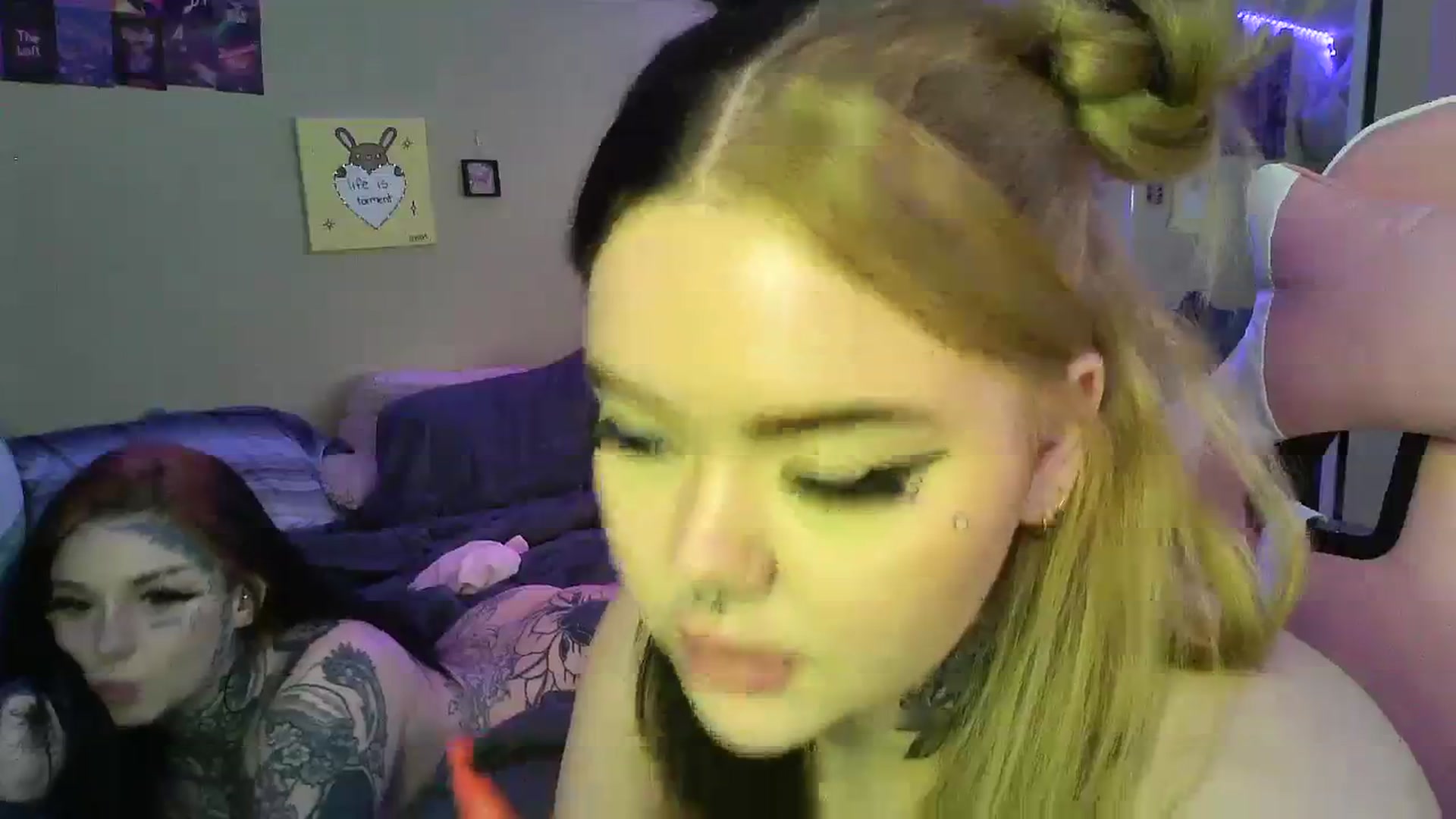Gallery image thumbnail from Tattoobambi's myfreecams stream on, 12/22/2023, 08:50 image 11 of 20