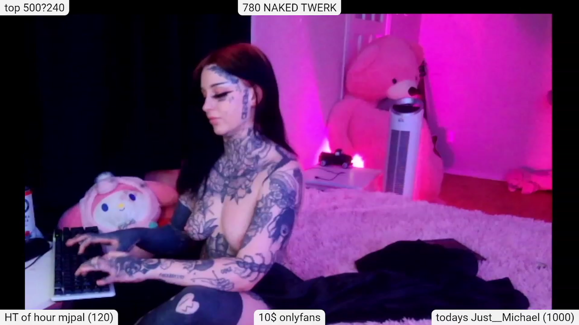 Gallery image thumbnail from Tattoobambi's myfreecams stream on, 12/24/2023, 04:55 image 13 of 20