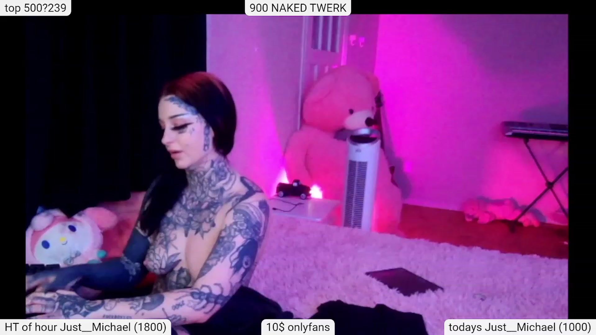 Gallery image thumbnail from Tattoobambi's myfreecams stream on, 12/24/2023, 04:55 image 3 of 20