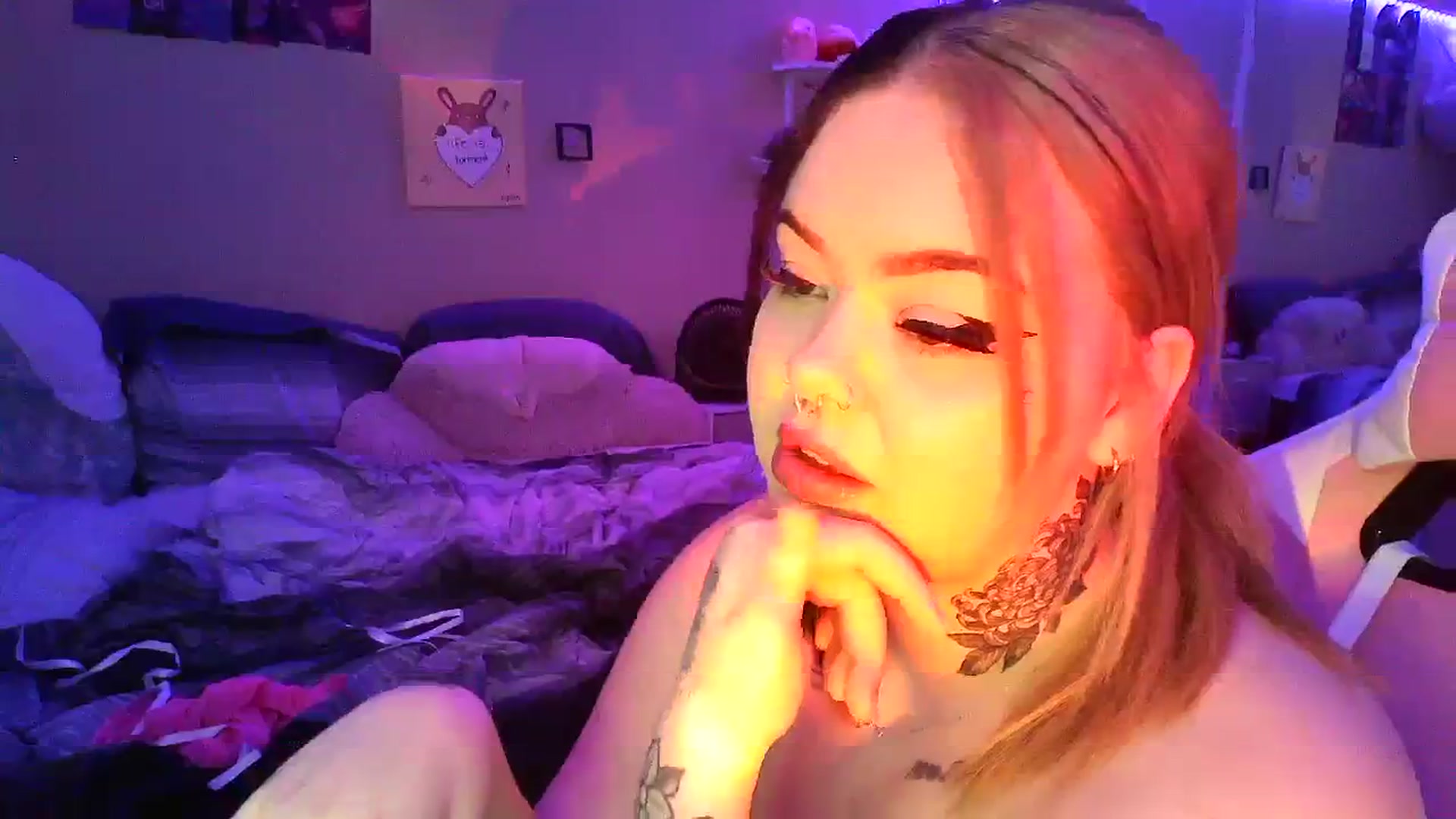 Gallery image thumbnail from Tattoobambi's myfreecams stream on, 12/24/2023, 06:52 image 10 of 20
