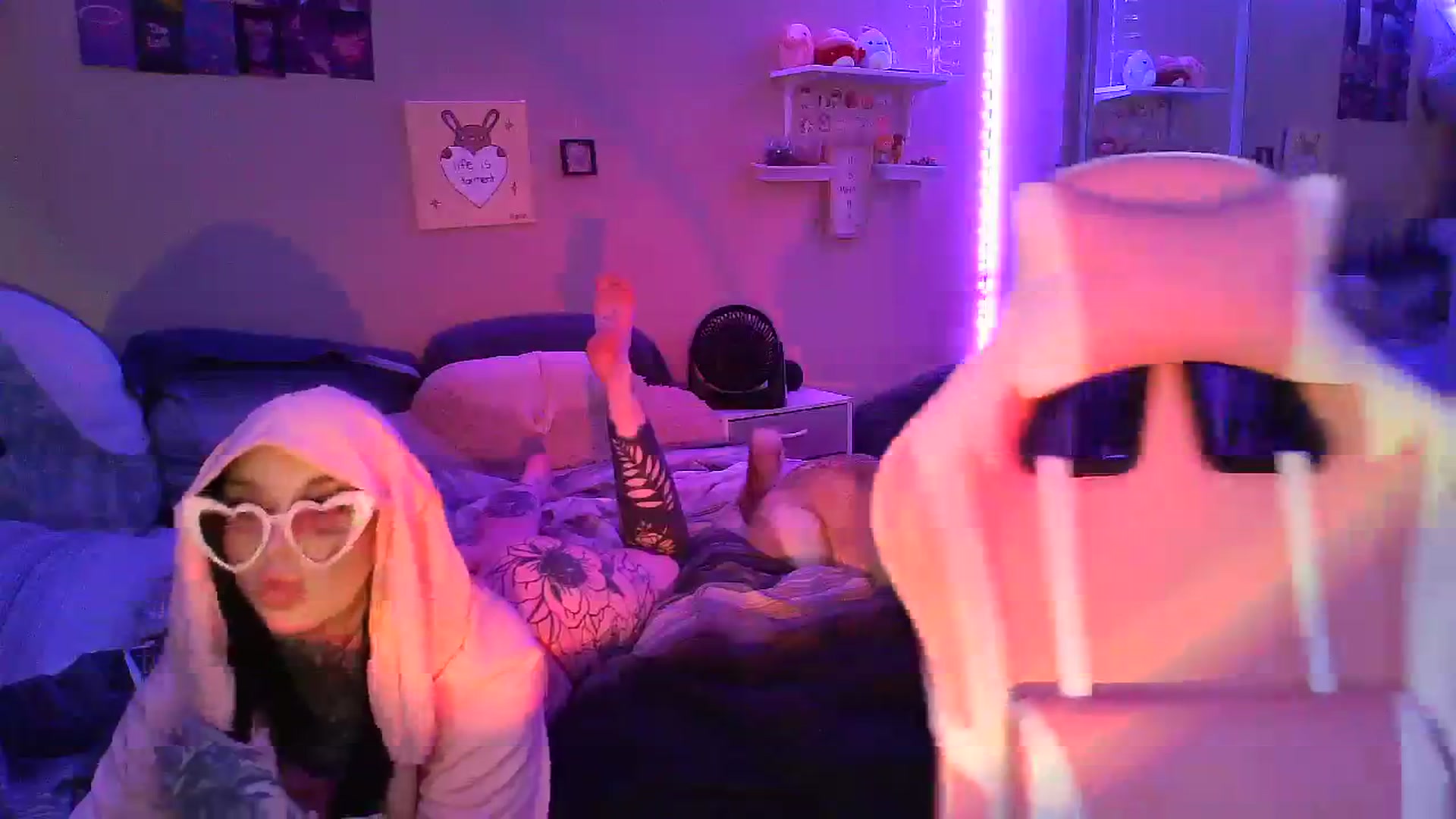 Gallery image thumbnail from Tattoobambi's myfreecams stream on, 12/24/2023, 06:52 image 2 of 20