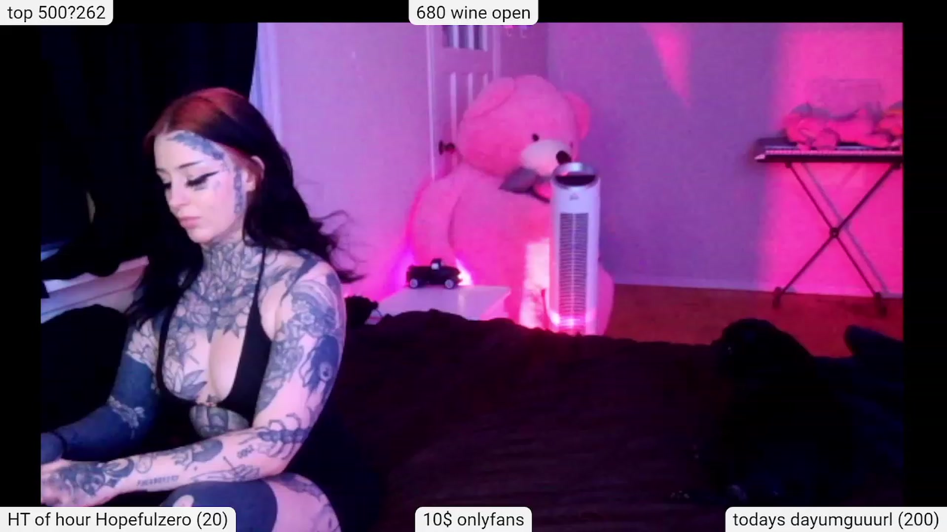 Gallery image thumbnail from Tattoobambi's myfreecams stream on, 12/26/2023, 01:58 image 4 of 20