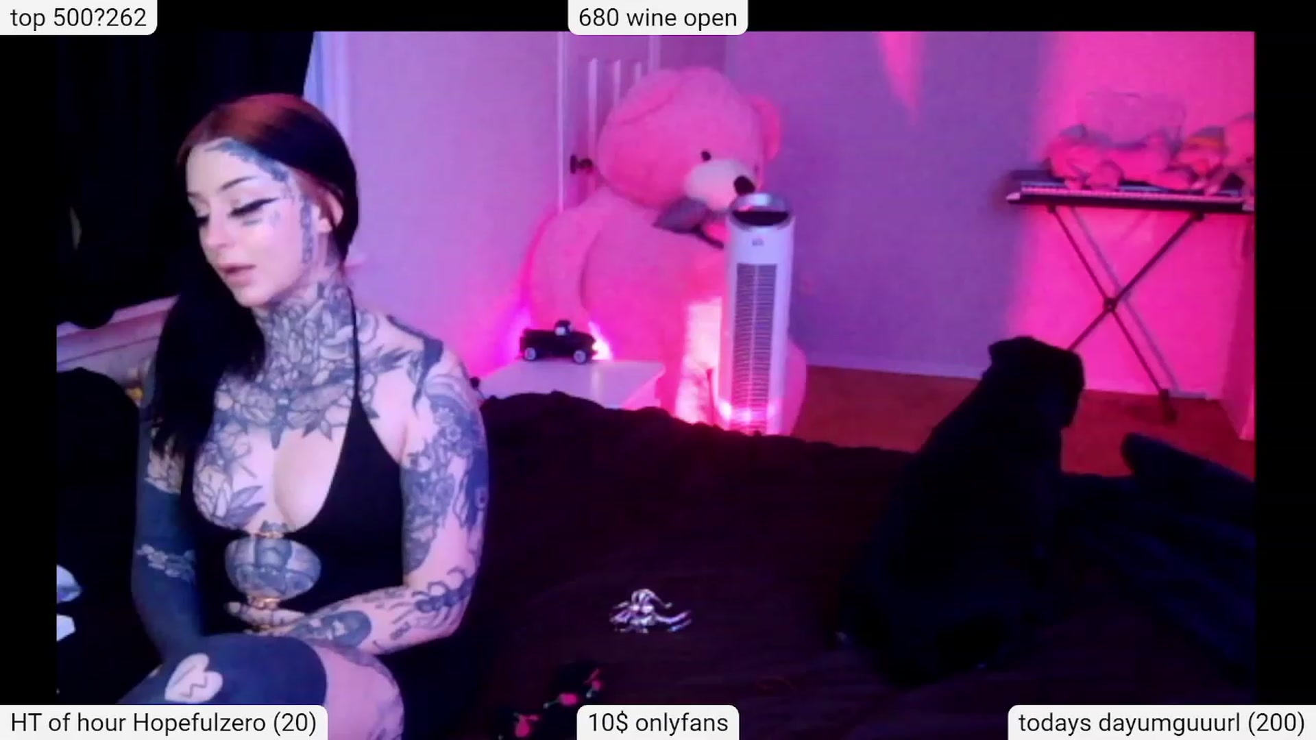 Gallery image thumbnail from Tattoobambi's myfreecams stream on, 12/26/2023, 01:58 image 1 of 20