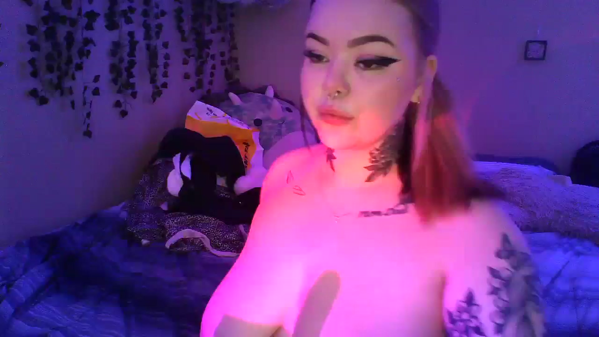 Gallery image thumbnail from Tattoobambi's myfreecams stream on, 12/28/2023, 04:16 image 17 of 20