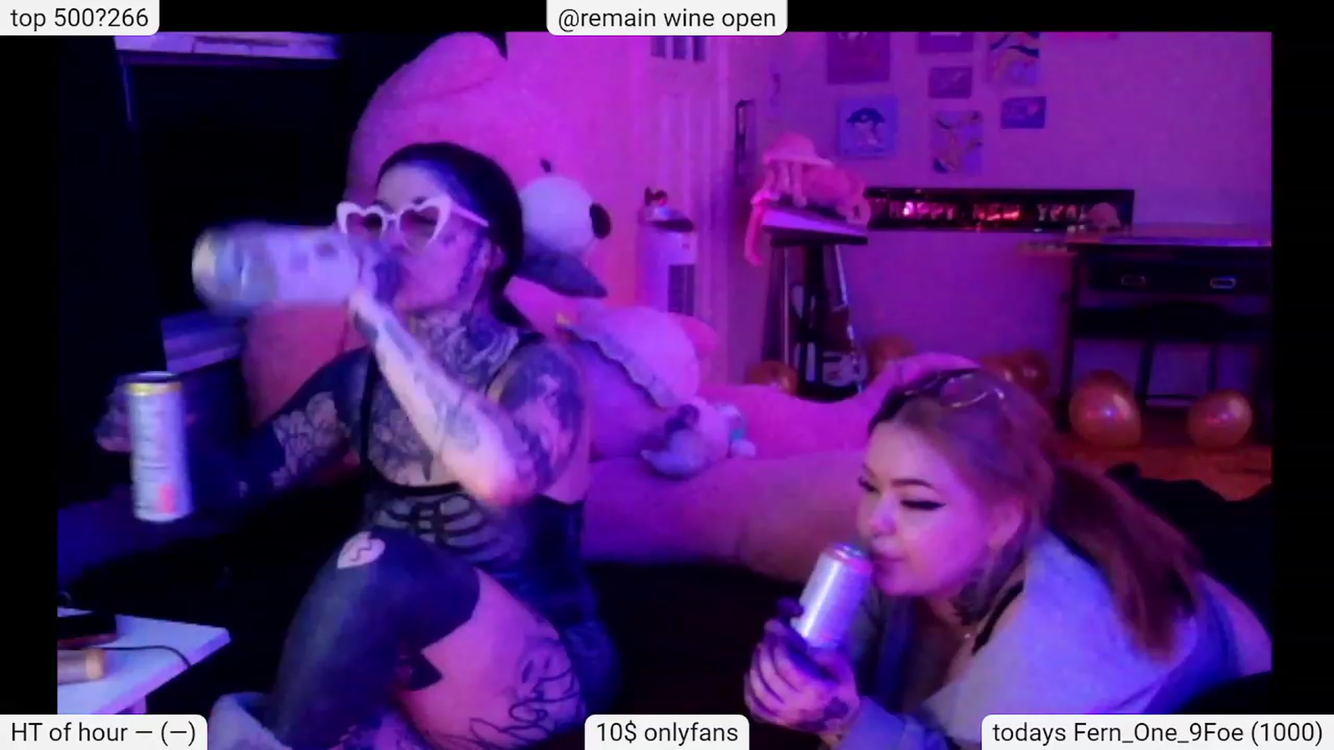 Gallery image thumbnail from Tattoobambi's myfreecams stream on, 12/28/2023, 08:06 image 3 of 20