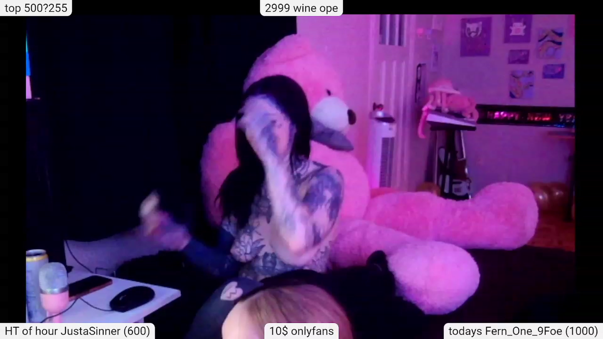 Gallery image thumbnail from Tattoobambi's myfreecams stream on, 12/28/2023, 08:06 image 10 of 20