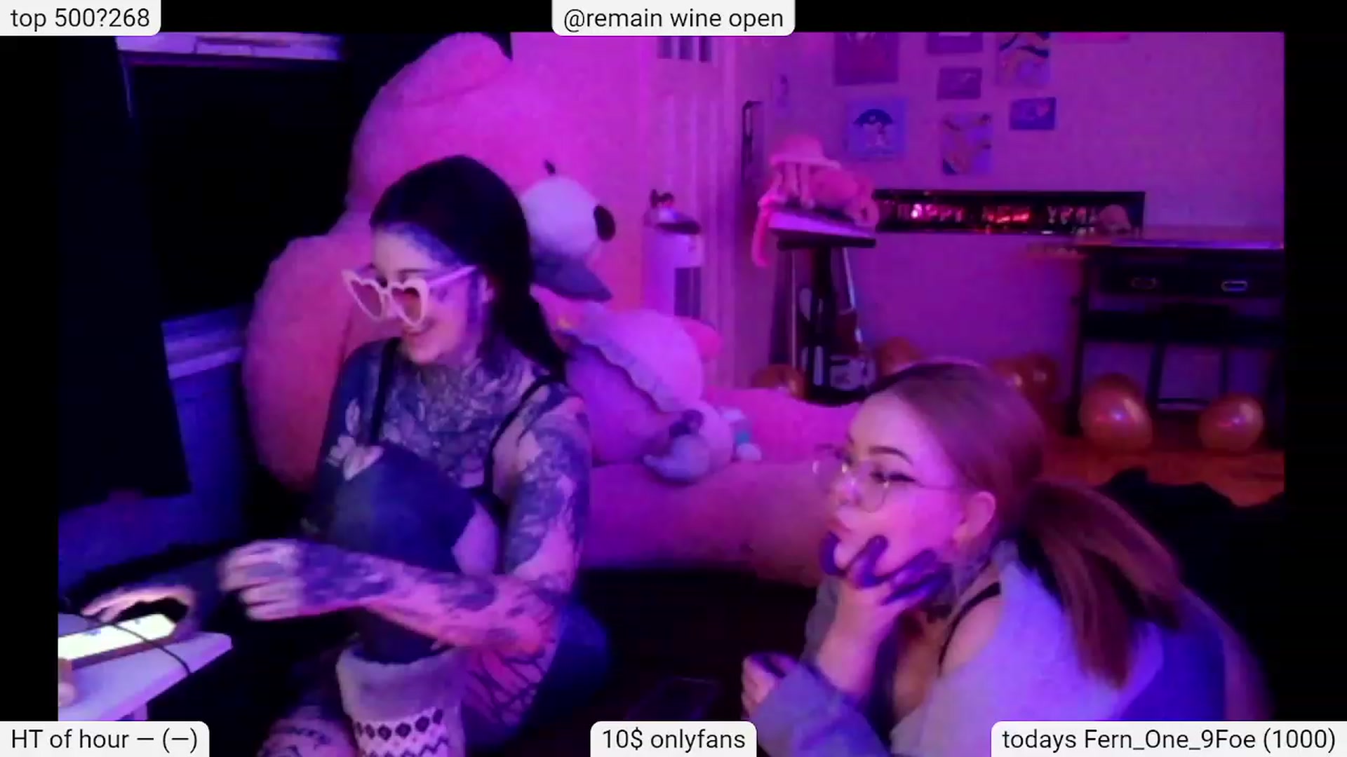 Gallery image thumbnail from Tattoobambi's myfreecams stream on, 12/28/2023, 08:06 image 2 of 20