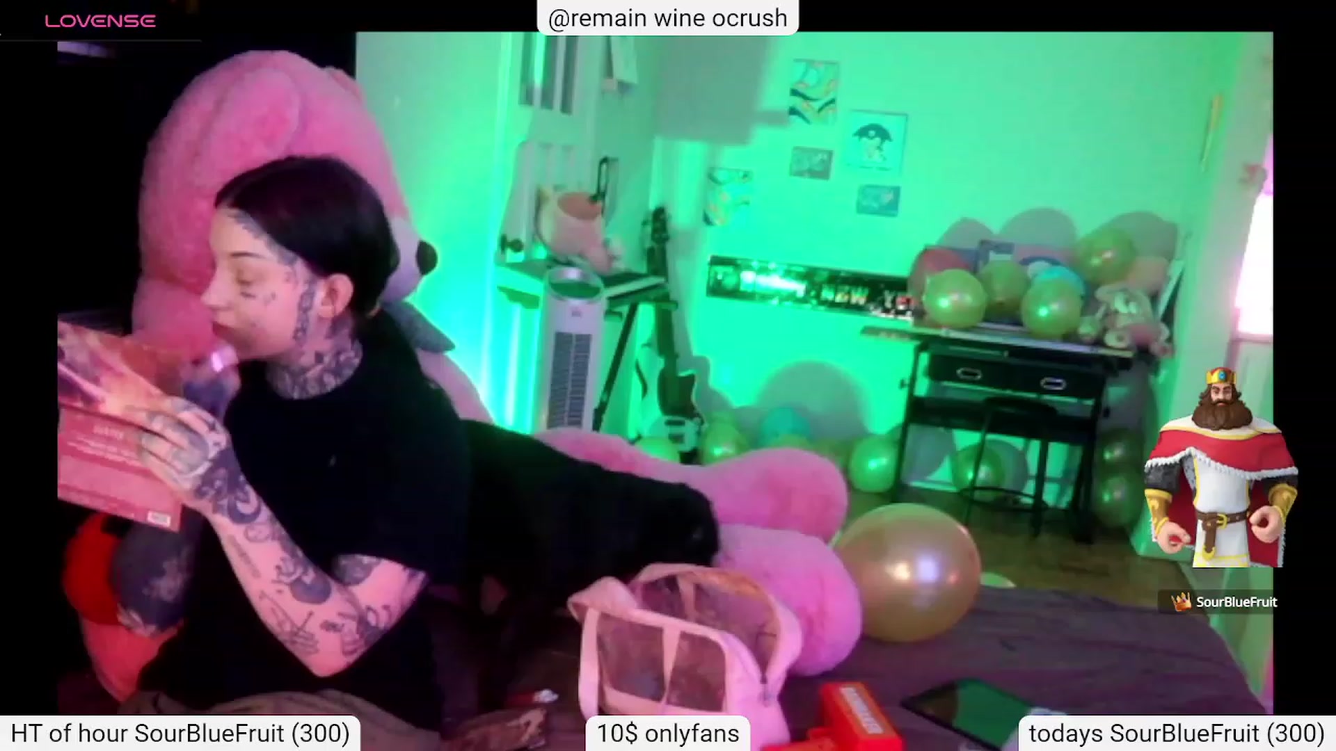 Gallery image thumbnail from Tattoobambi's myfreecams stream on, 12/31/2023, 23:41 image 6 of 20