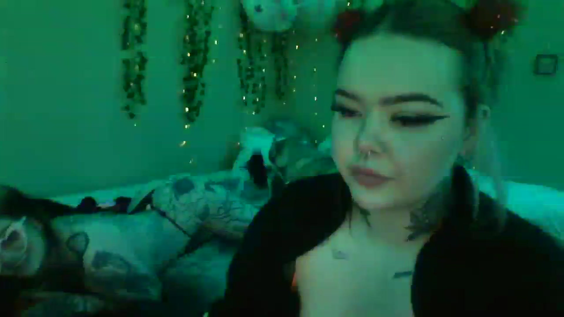 Gallery image thumbnail from Tattoobambi's myfreecams stream on, 02/14/2024, 06:01 image 13 of 20
