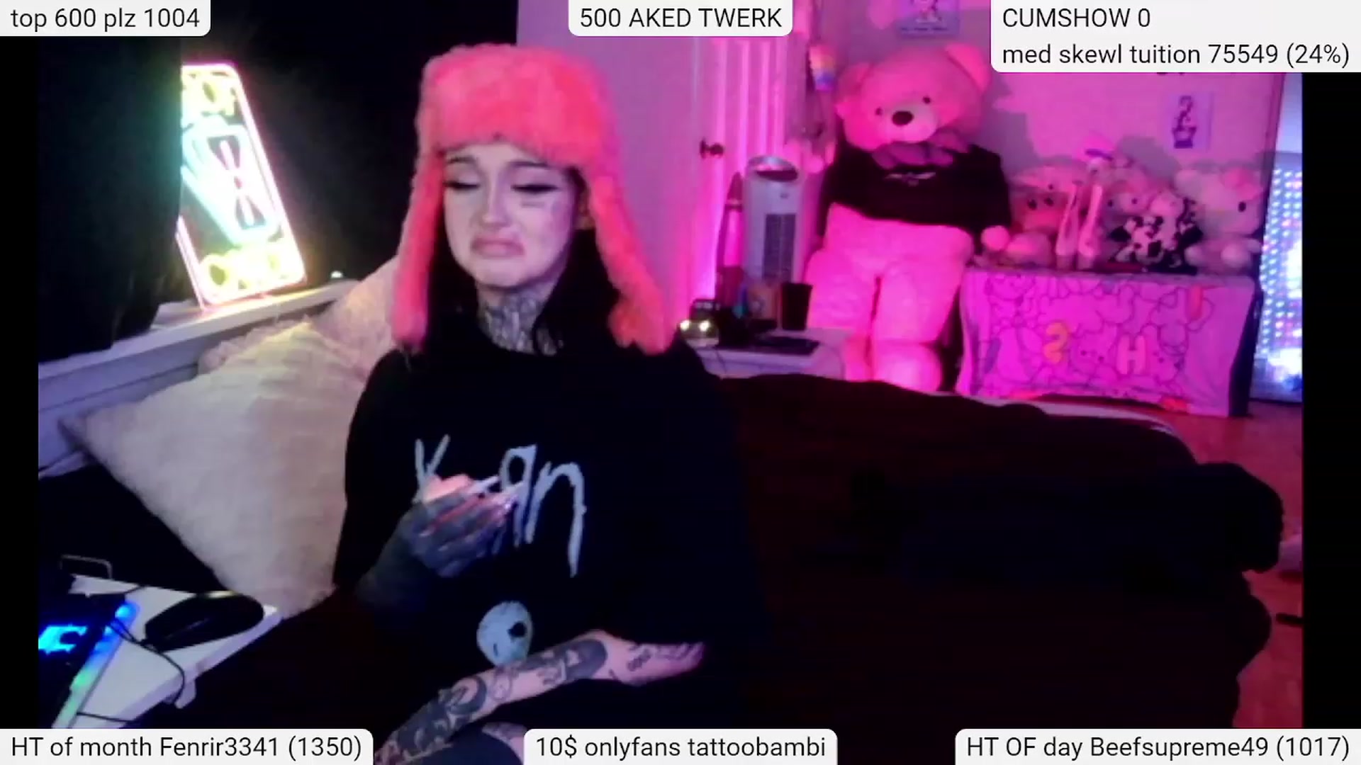 Gallery image thumbnail from Tattoobambi's myfreecams stream on, 03/02/2024, 21:17 image 5 of 20