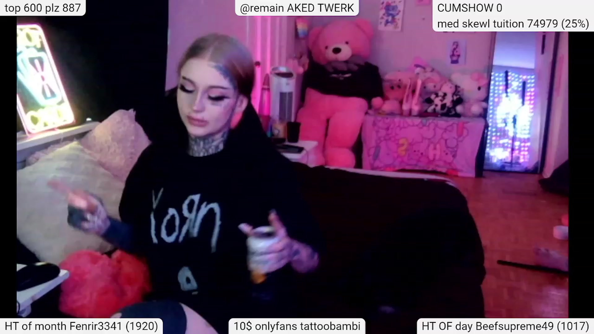 Gallery image thumbnail from Tattoobambi's myfreecams stream on, 03/02/2024, 21:17 image 15 of 20