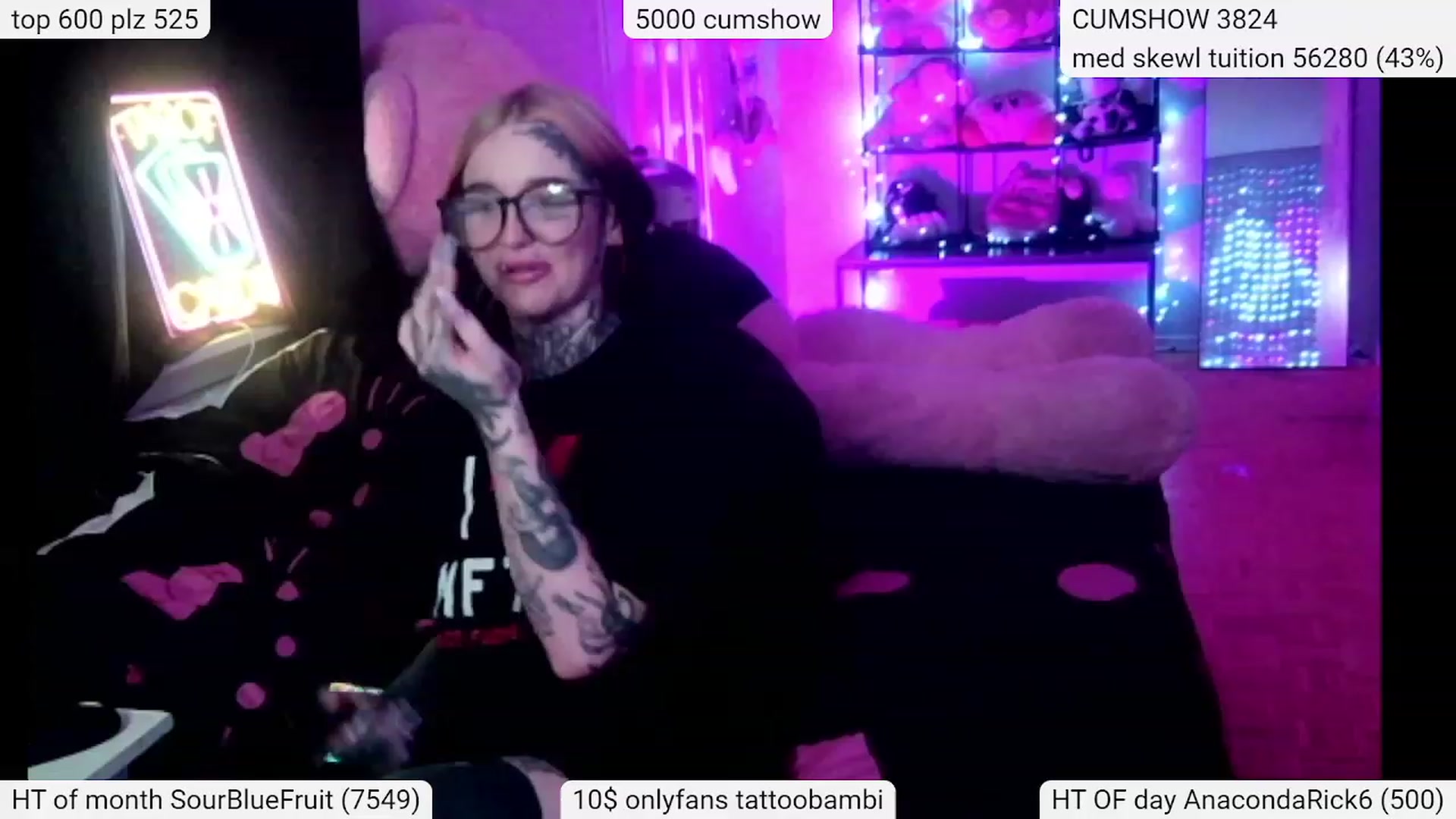Gallery image thumbnail from Tattoobambi's myfreecams stream on, 03/12/2024, 06:08 image 1 of 20