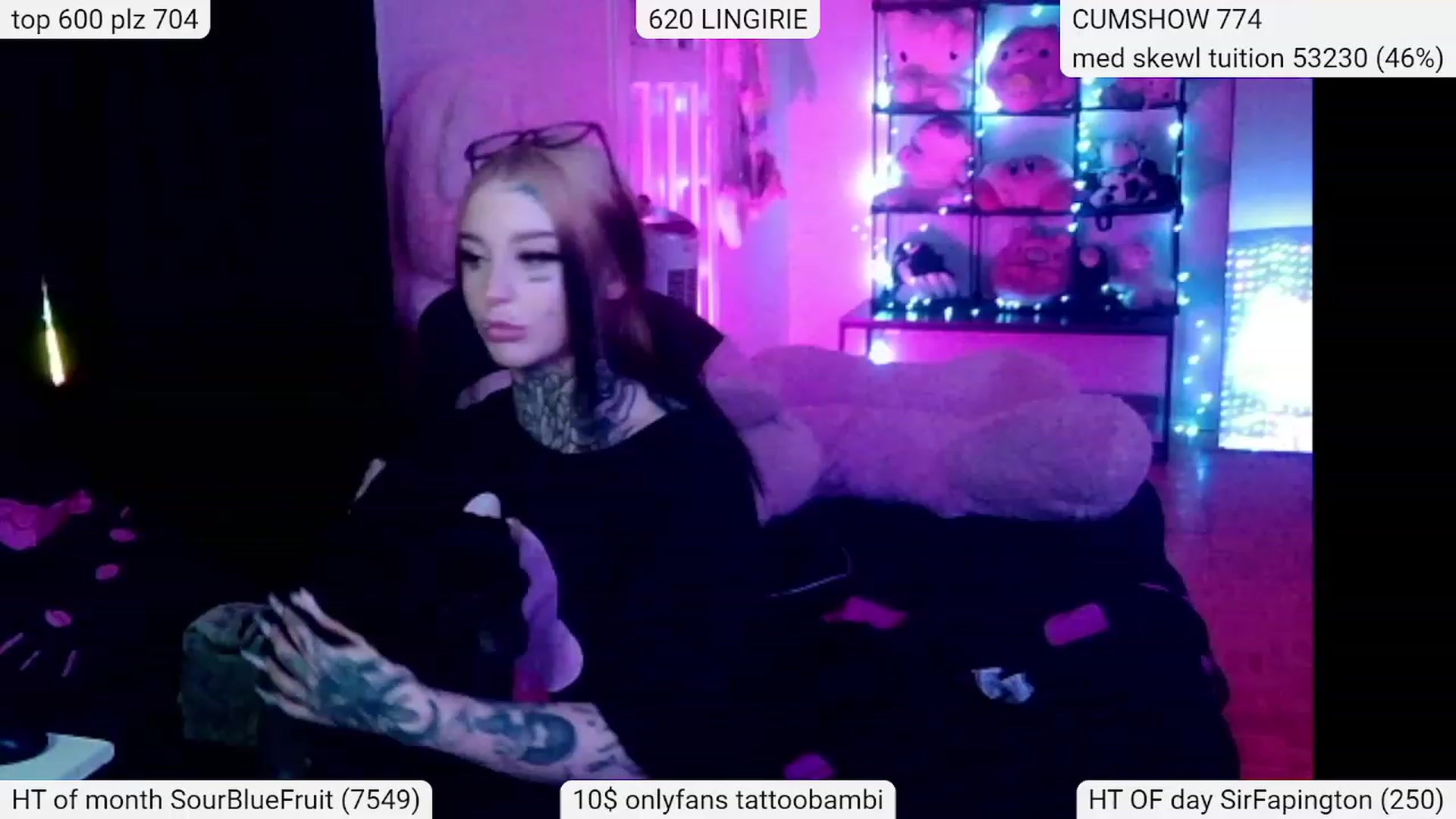 Gallery image thumbnail from Tattoobambi's myfreecams stream on, 03/17/2024, 03:00 image 6 of 20