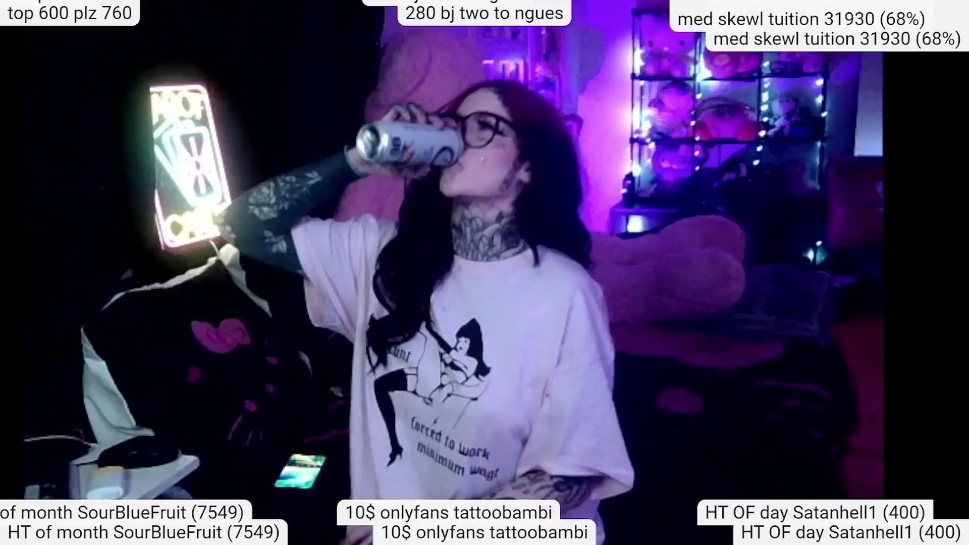 Gallery image thumbnail from Tattoobambi's myfreecams stream on, 03/31/2024, 01:14 image 6 of 20
