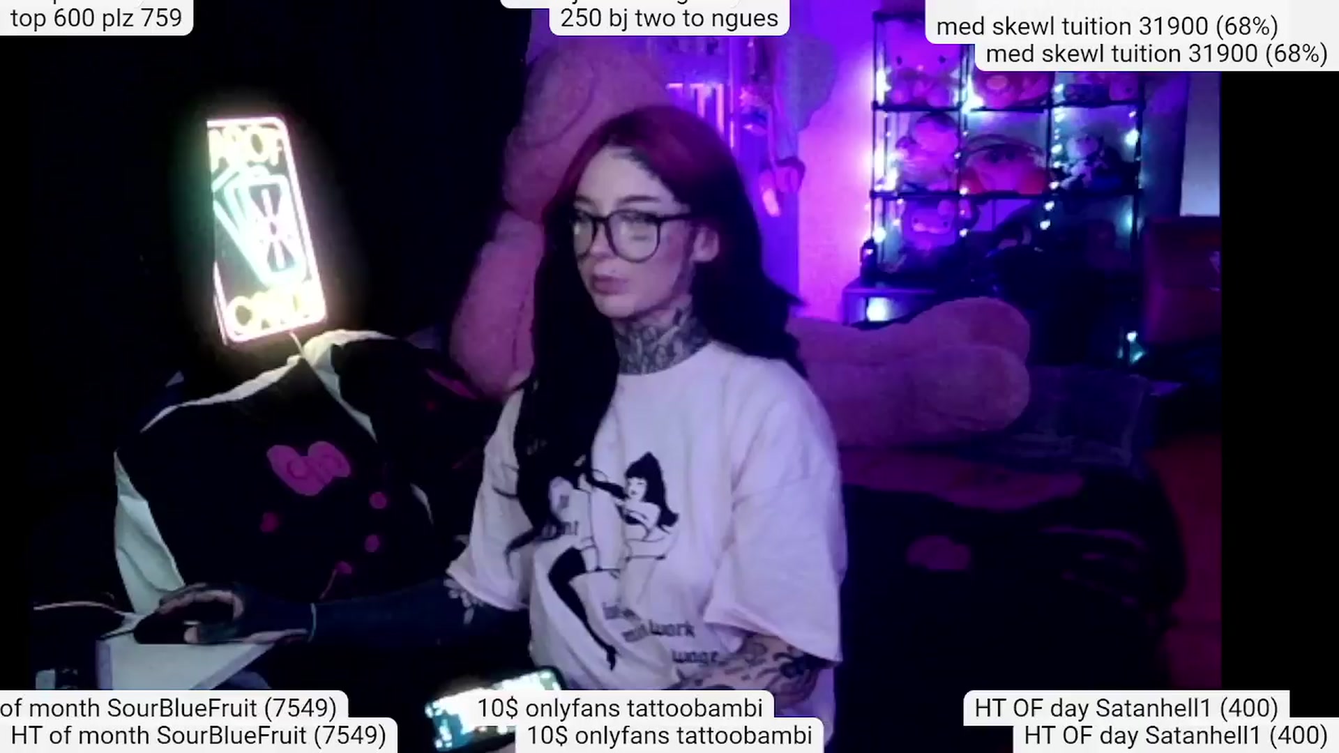 Gallery image thumbnail from Tattoobambi's myfreecams stream on, 03/31/2024, 01:14 image 12 of 20
