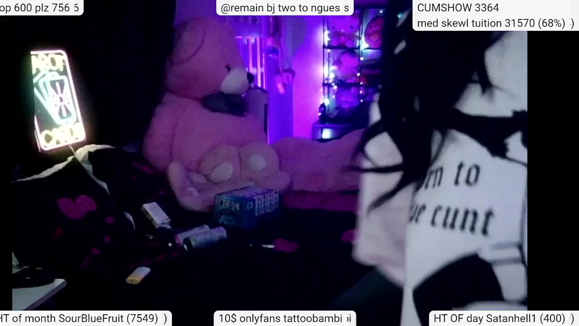 Gallery image thumbnail from Tattoobambi's myfreecams stream on, 03/31/2024, 01:14 image 17 of 20