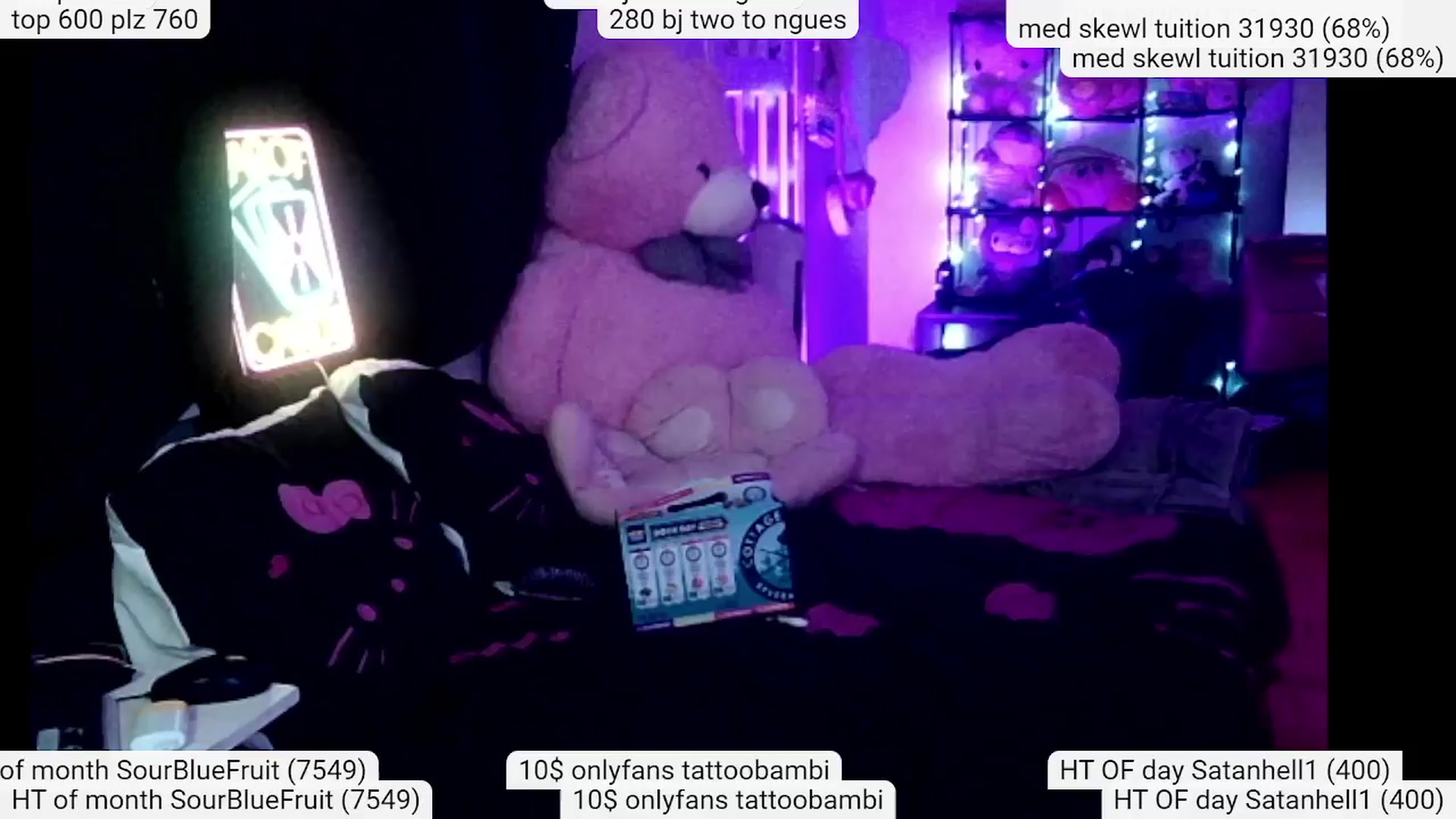 Gallery image thumbnail from Tattoobambi's myfreecams stream on, 03/31/2024, 01:14 image 4 of 20