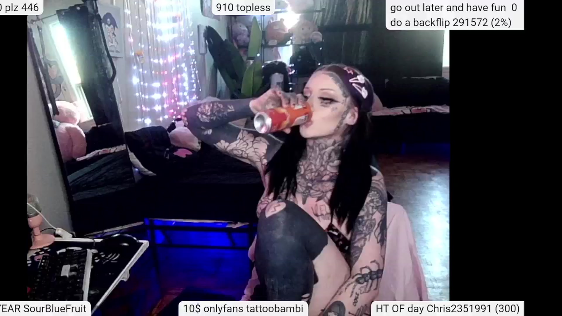 Gallery image thumbnail from Tattoobambi's myfreecams stream on, 05/26/2024, 24:05 image 4 of 20