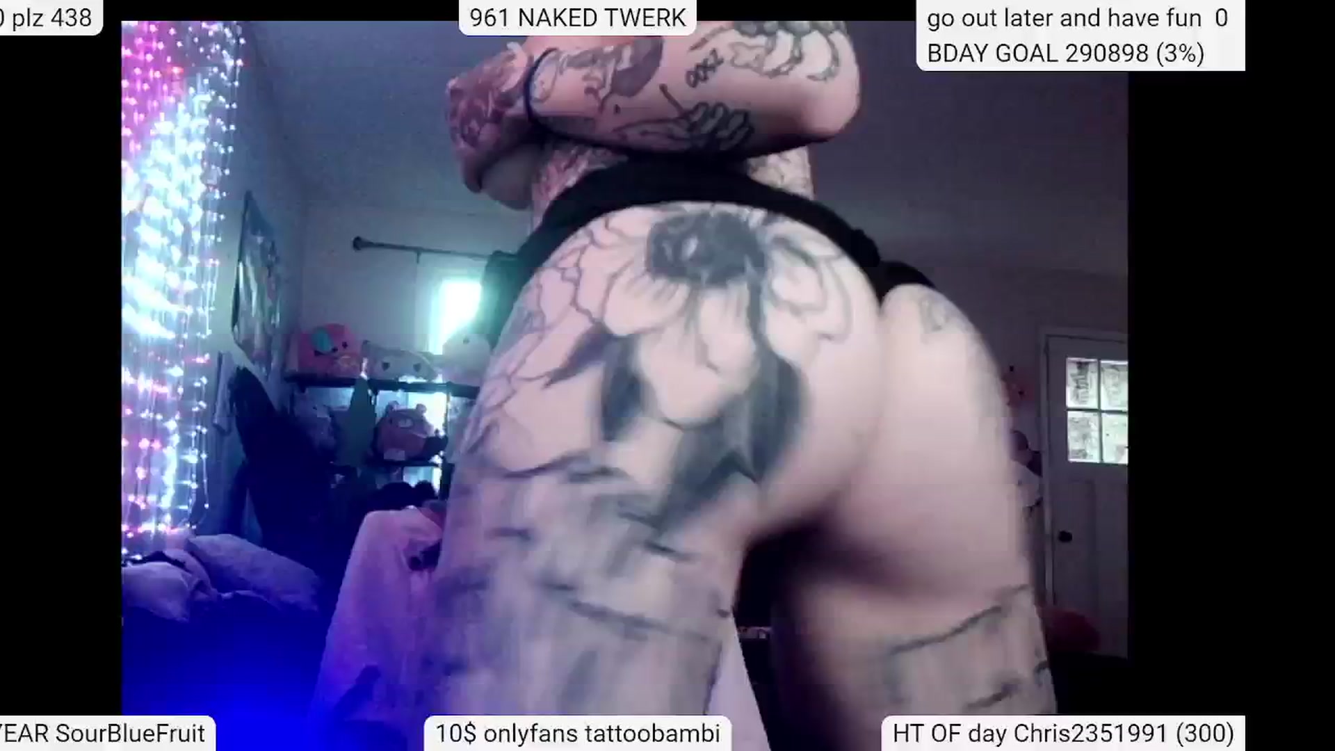 Gallery image thumbnail from Tattoobambi's myfreecams stream on, 05/26/2024, 24:44 image 5 of 20